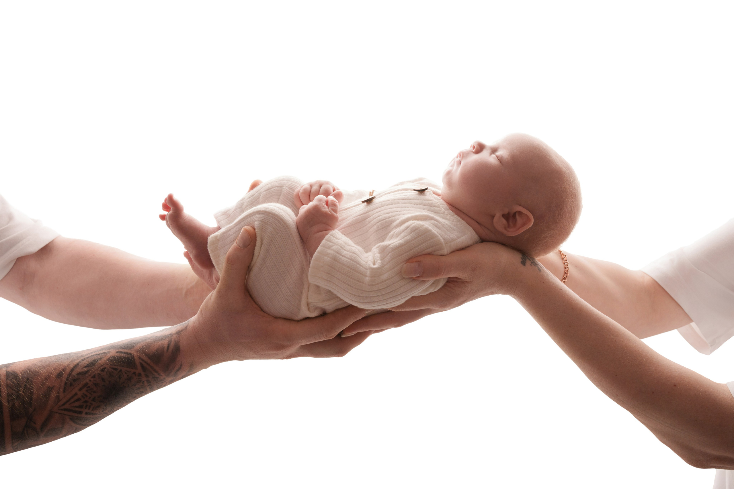 Семейные фотосессии с новорожденными | Трогательные кадры малышей и их близких в Москве и МО. Фотосессия новорожденных в Москве и Московской области | Профессиональный фотограф newborn — Татьяна Иванова