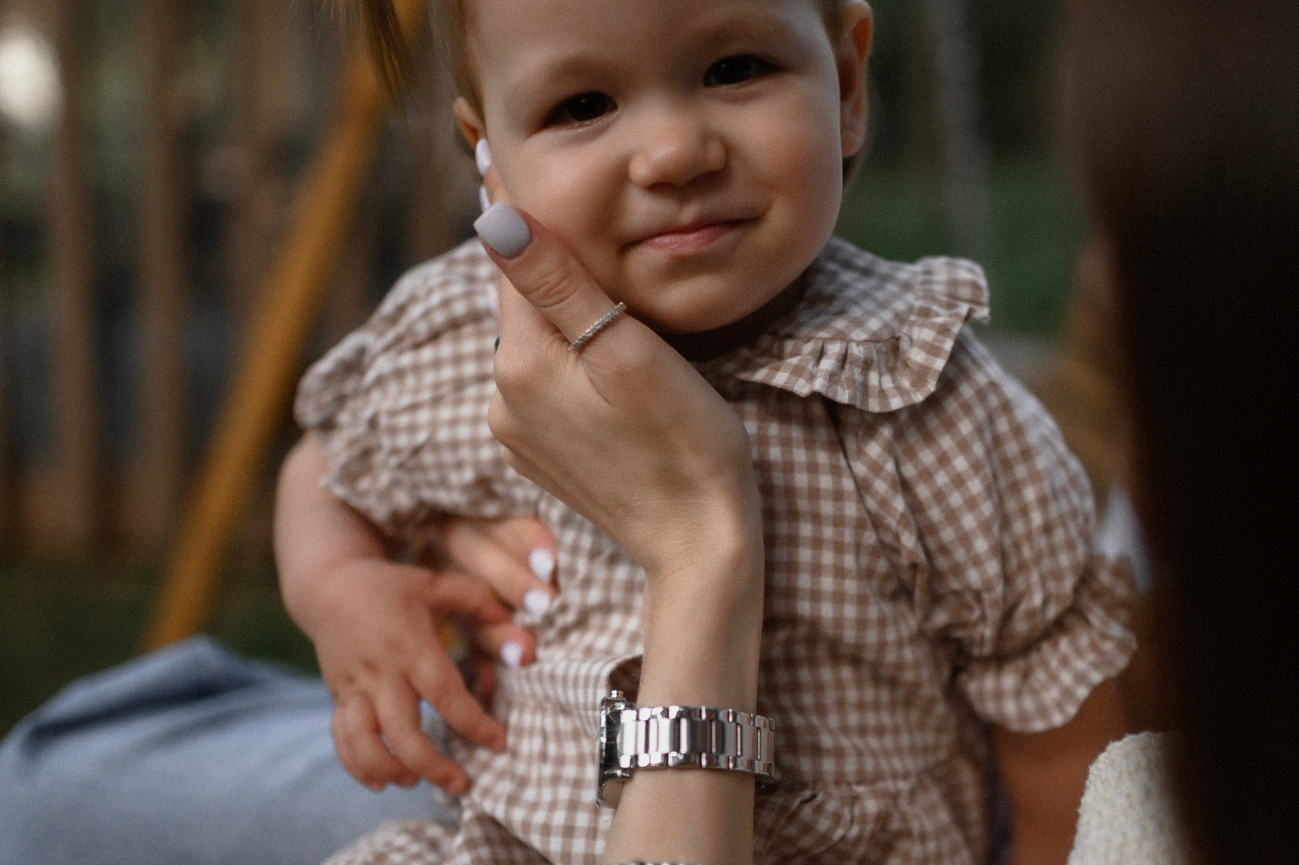 Надя и Алиса в ресторане Кедр. Семейный и свадебный lifestyle-фотограф в Москве Мария Петрова