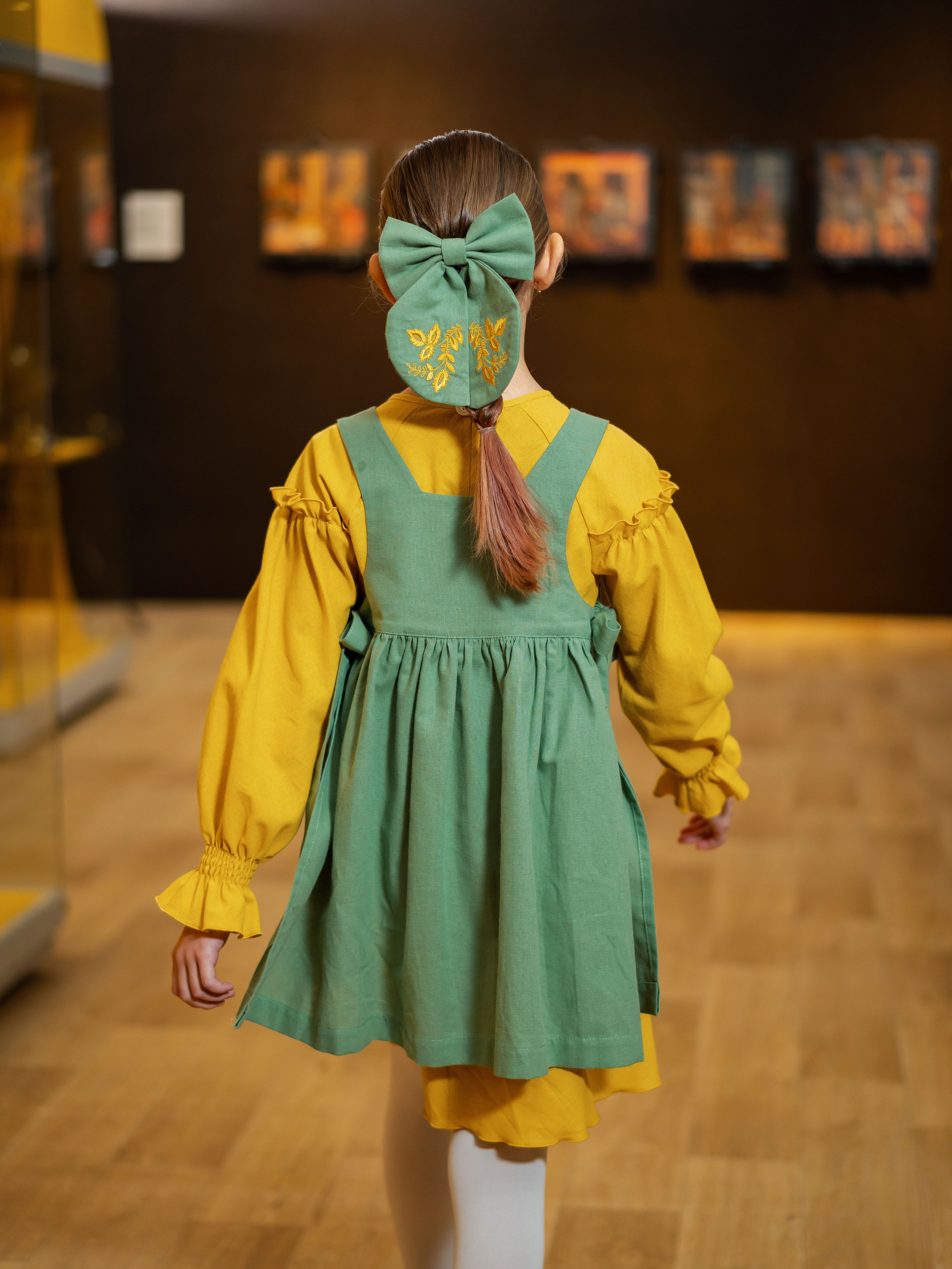 Показ одежды в рамках выставки «105. Лучшее». Фотограф Москва