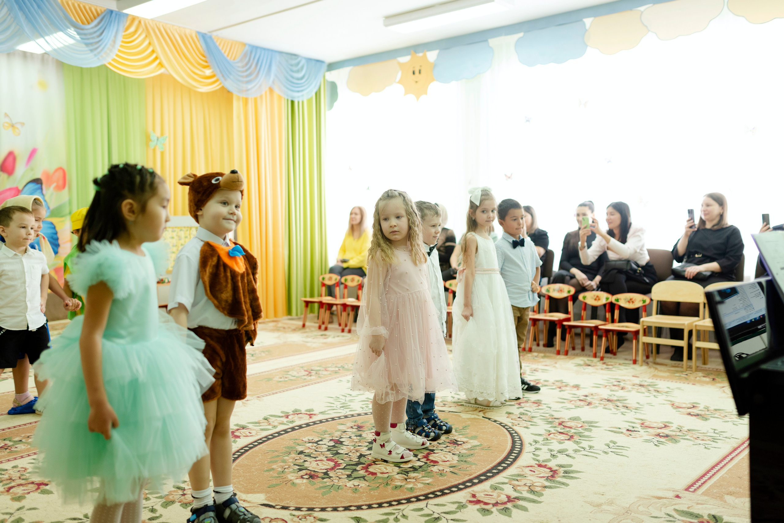 Фотосъёмка утренника в детском саду Сургута в честь 8 марта