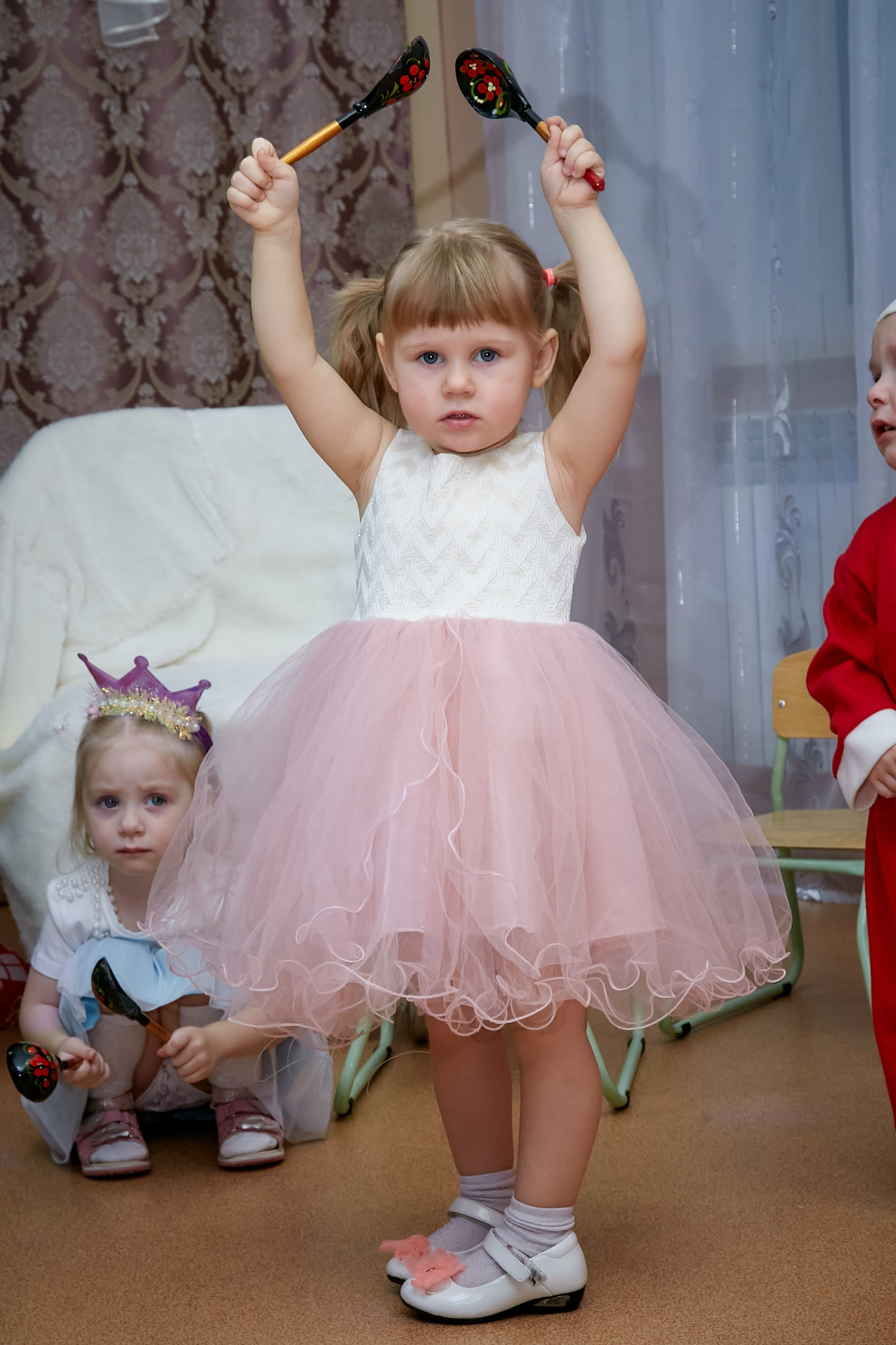 Утренники, выпускные. Детская выездная фотостудия