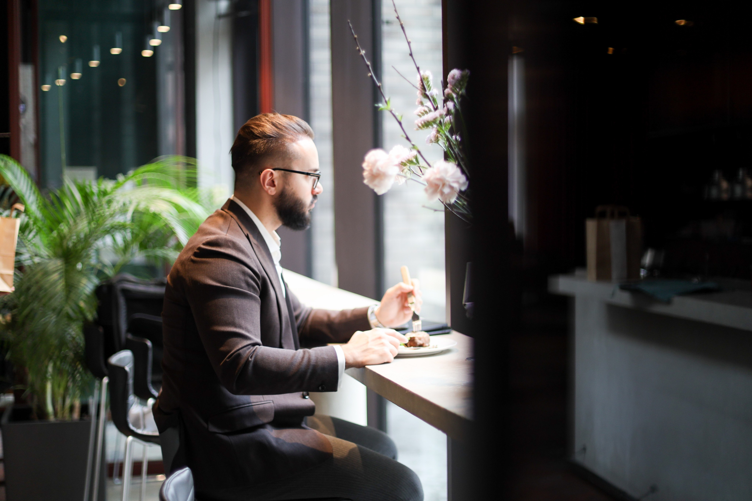 Лабецкий НЕДВИЖЕМОСТЬ. Ужин. Главная