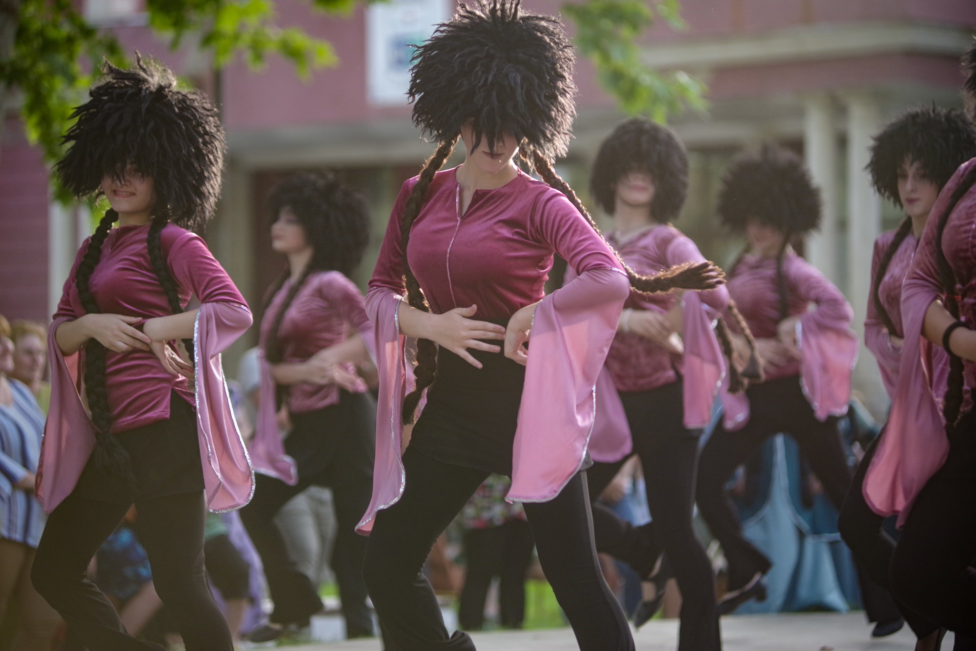 Грузинский танец. Портретный фотограф Денис Милютин