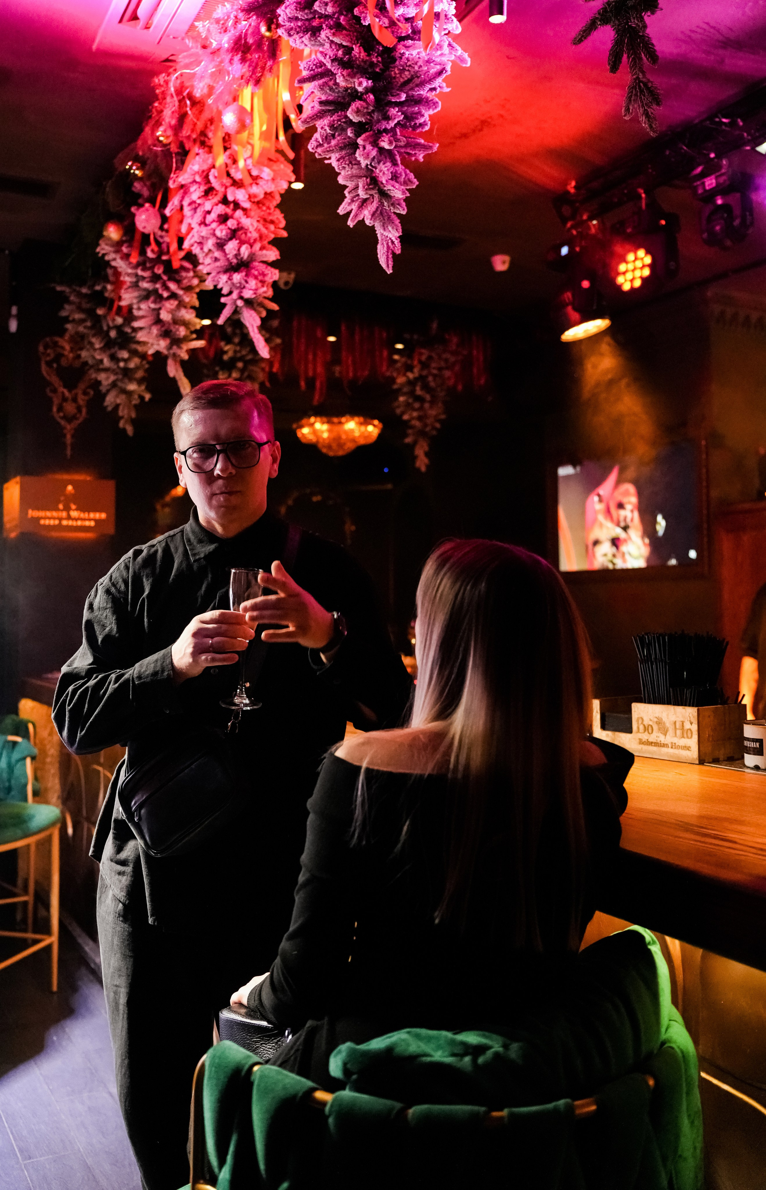 EVENT-туса в караоке. Свадебный фотограф и видеограф в Ростове-на-Дону. Максим и Наталья Лебедевы