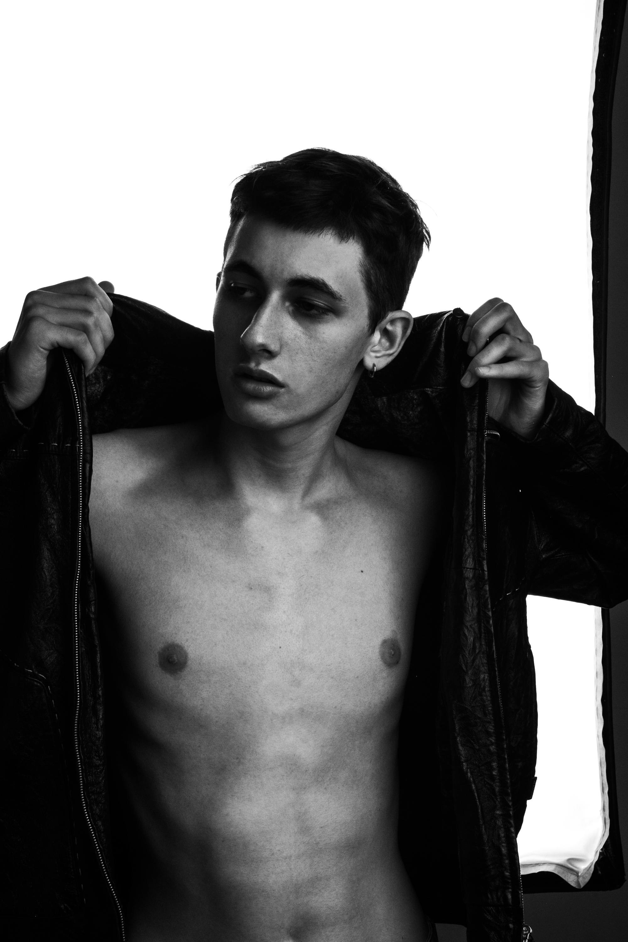 Радченко Александр. Профессиональная студийная фотосъёмка | портрет, арт | Виталий Горбачёв