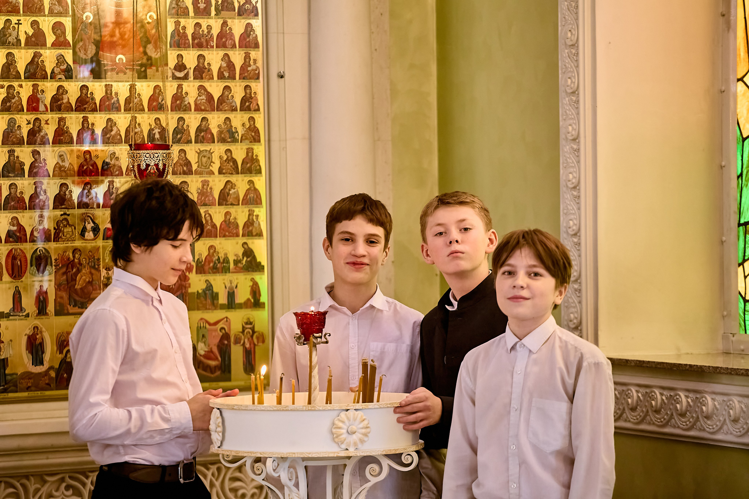 Лица Храма Детский Портрет в Храме