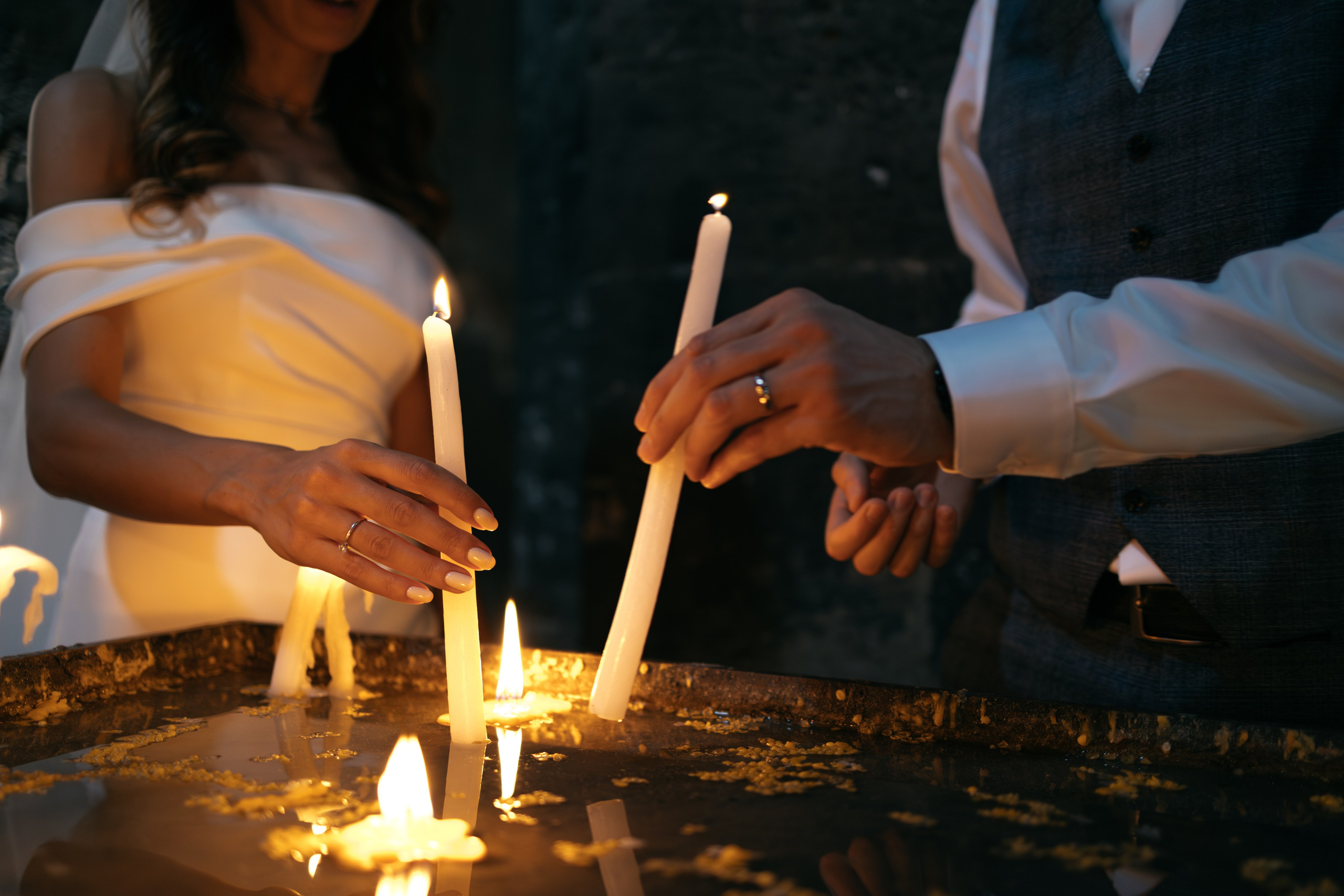 Свадьба Мери и Арама в храме Мухни. Фотограф в Армении Женя Гилевич