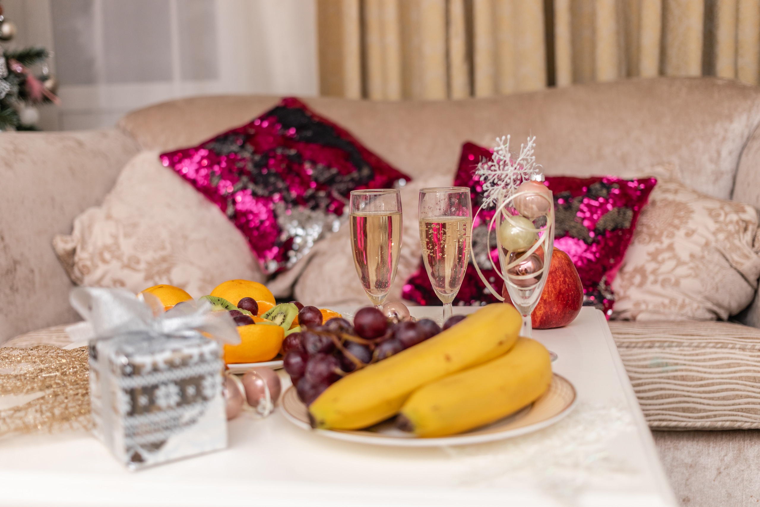 Красивые Алёна и Сашенька, ну и вредный Максимка…. Фотограф Алина Гашникова