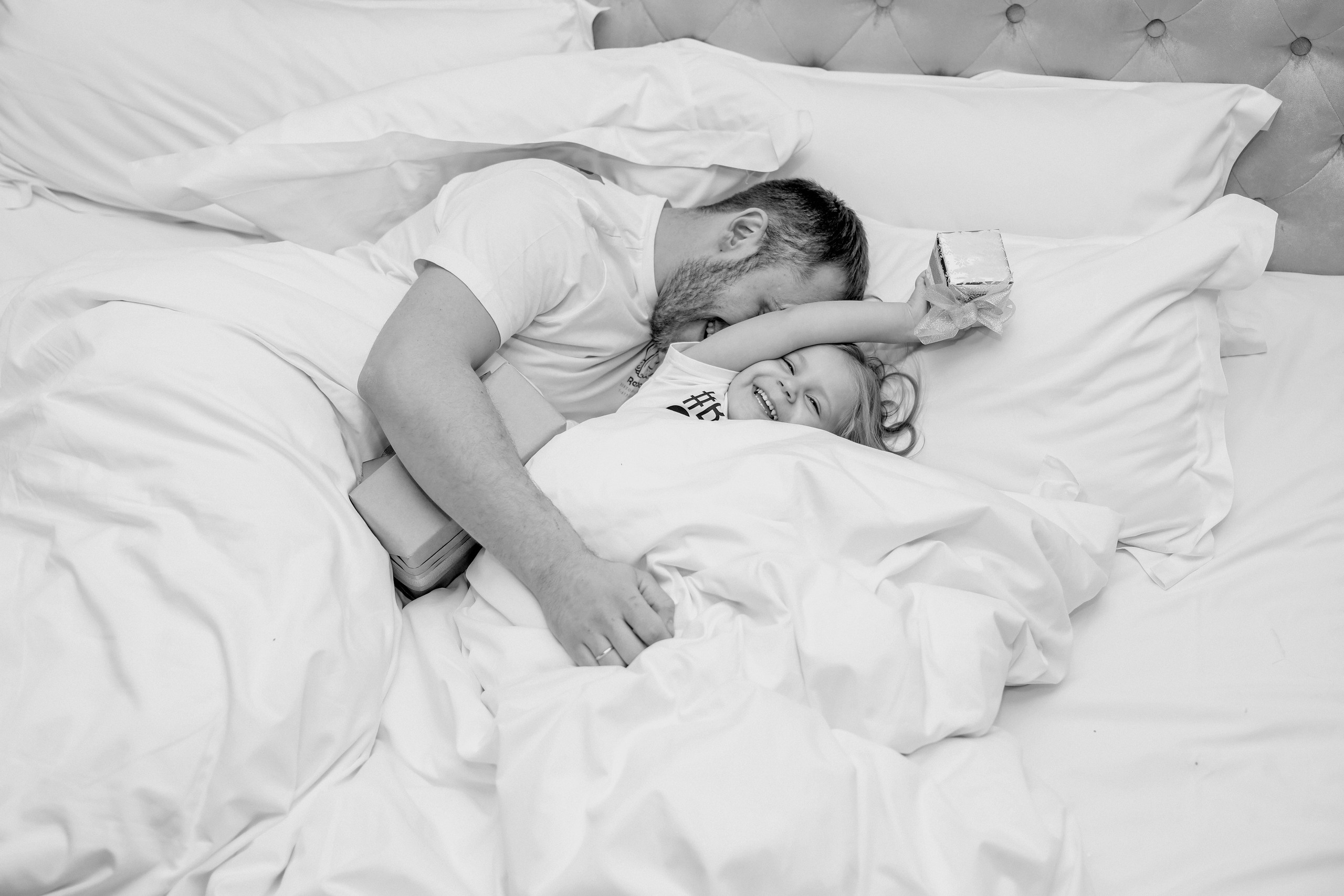 Красивые Алёна и Сашенька, ну и вредный Максимка…. Фотограф Алина Гашникова