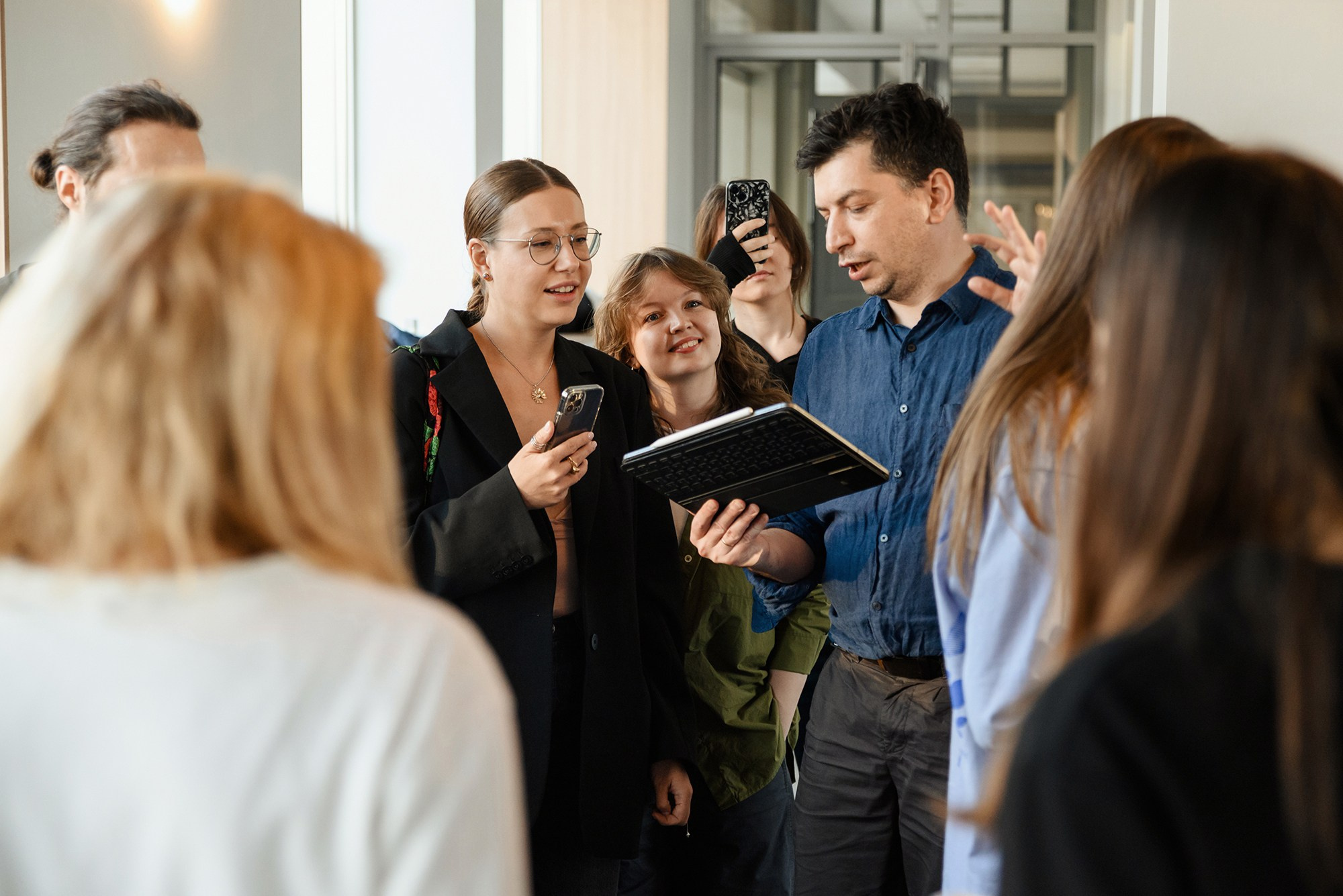 Репортажная сьёмка для R1.Lab Открытие нового офиса!. Константин Солодянкин — свадебный и репортажный фотограф в Екатеринбурге и Верхней Пышме