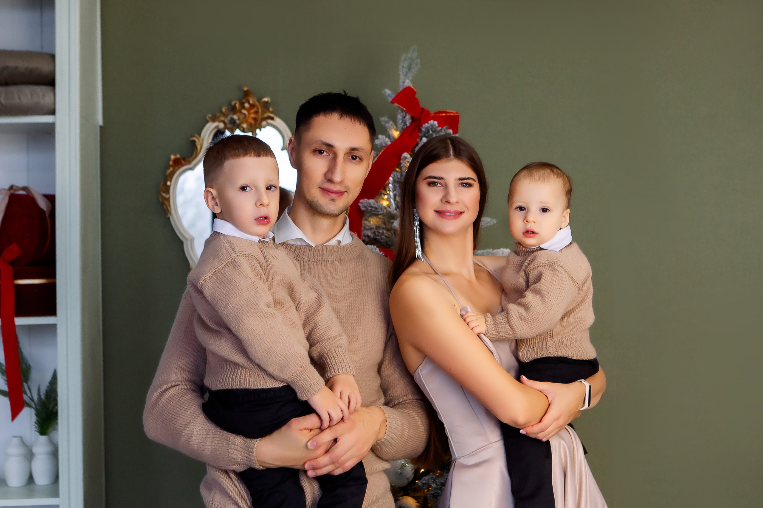 Илья Ксения Артем Павел. Семейный детский фотограф. Фотосессия в Минске