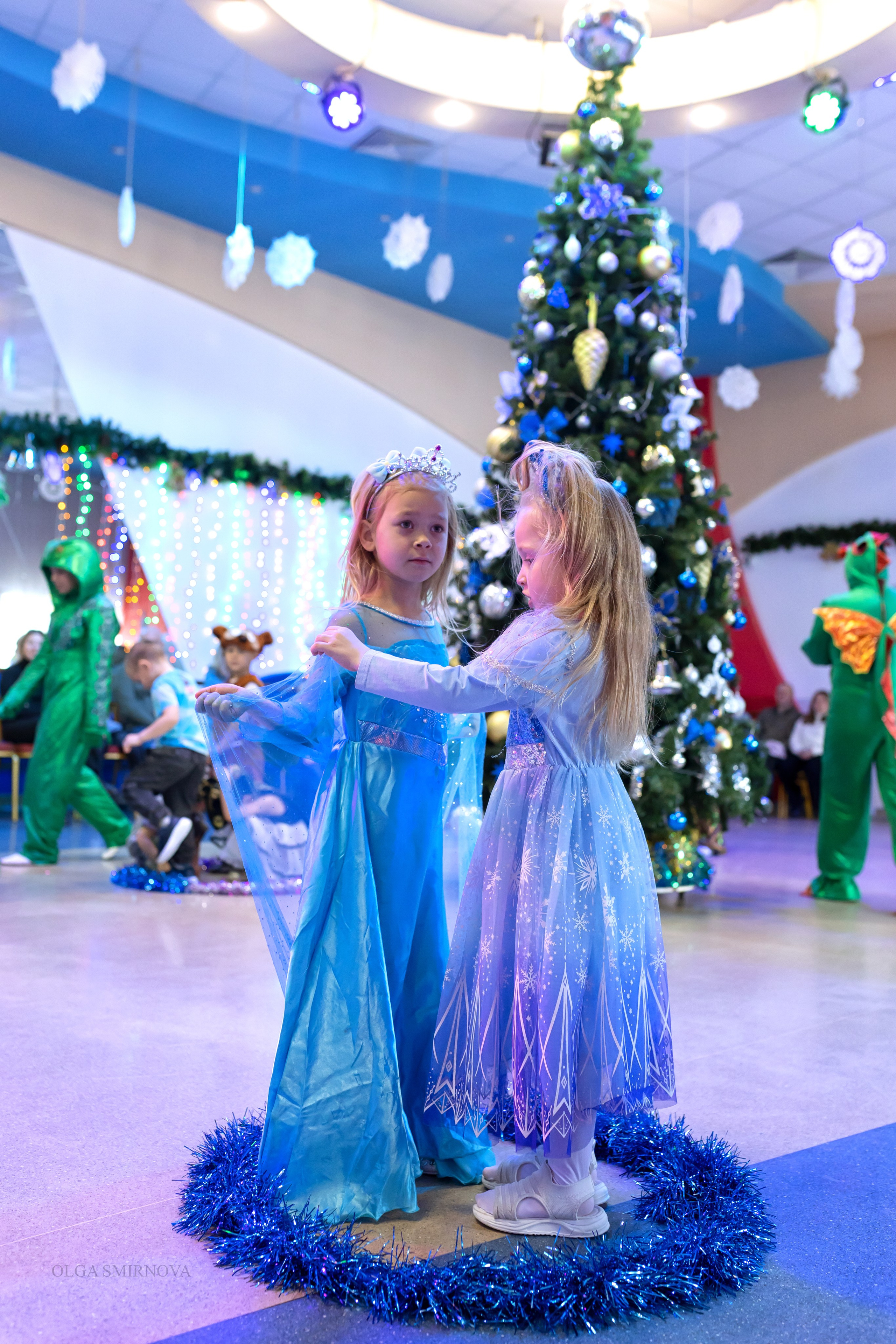 Утренник в ДОФ 04.01.25. Ольга Смирнова юрист, фотограф