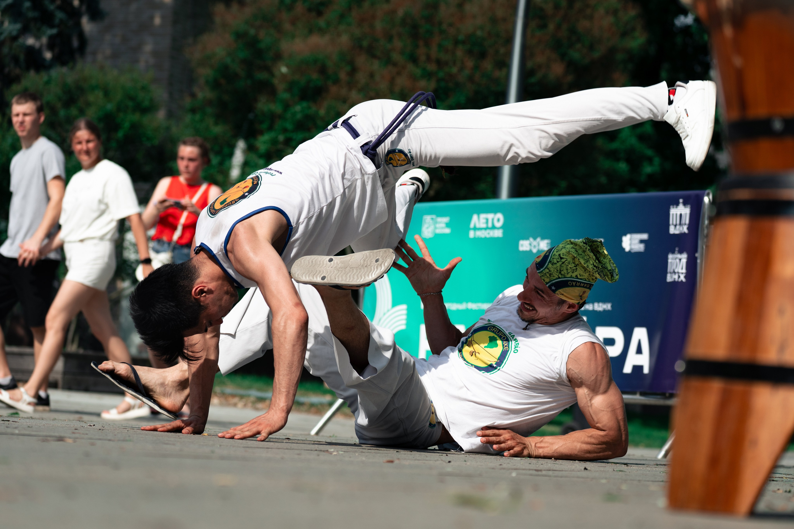 Открытый класс AXE Capoeira на фестивале неолимписких видов спорта на ВДНХ 2025 г:. Фотограф в Москве Ткаченко Владимир