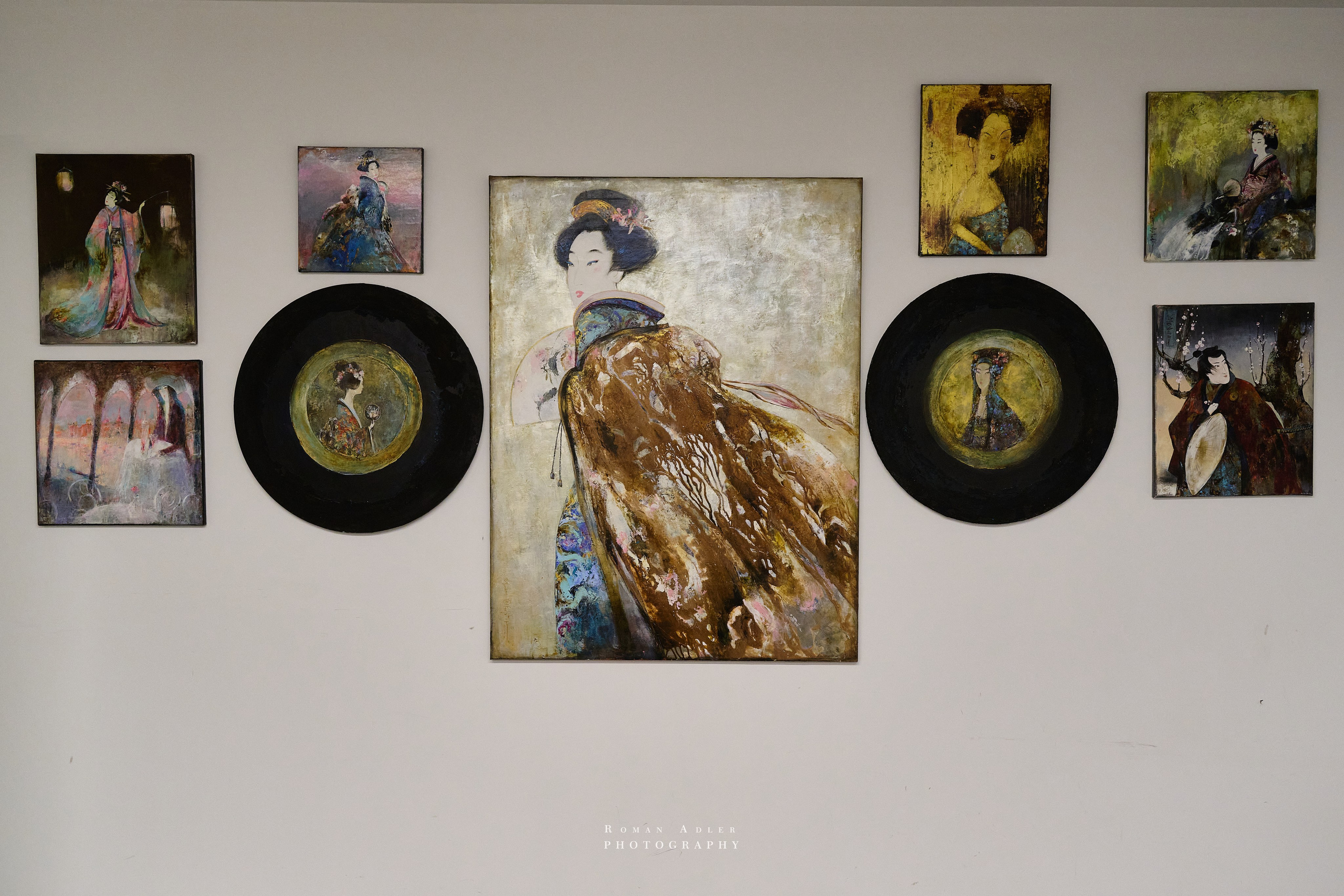 «Летние хроники» в международной галерее Redgallery. Фотограф Роман Адлер