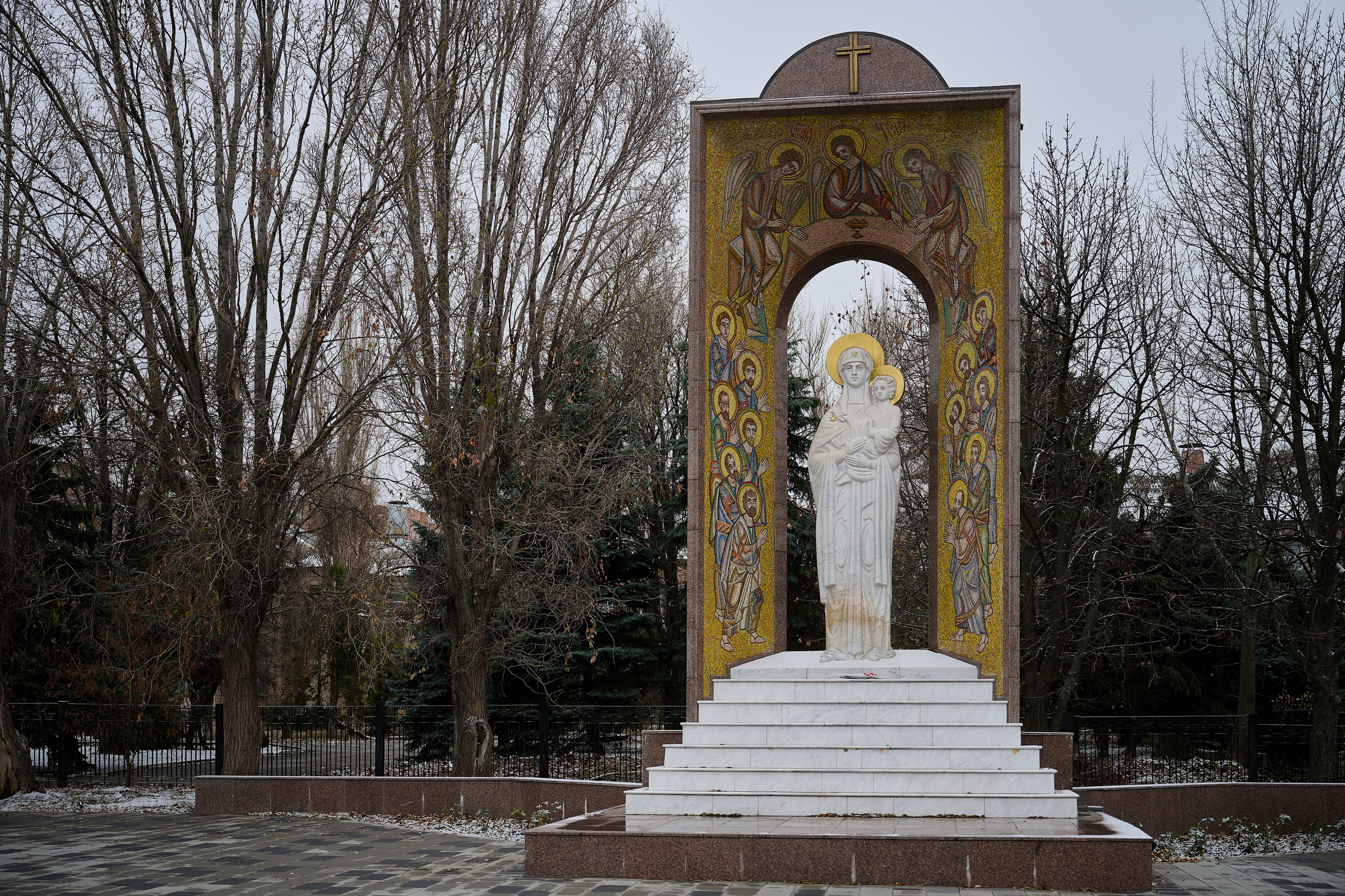 Луганск. Ноябрь 2024. Фотограф Роман Адлер