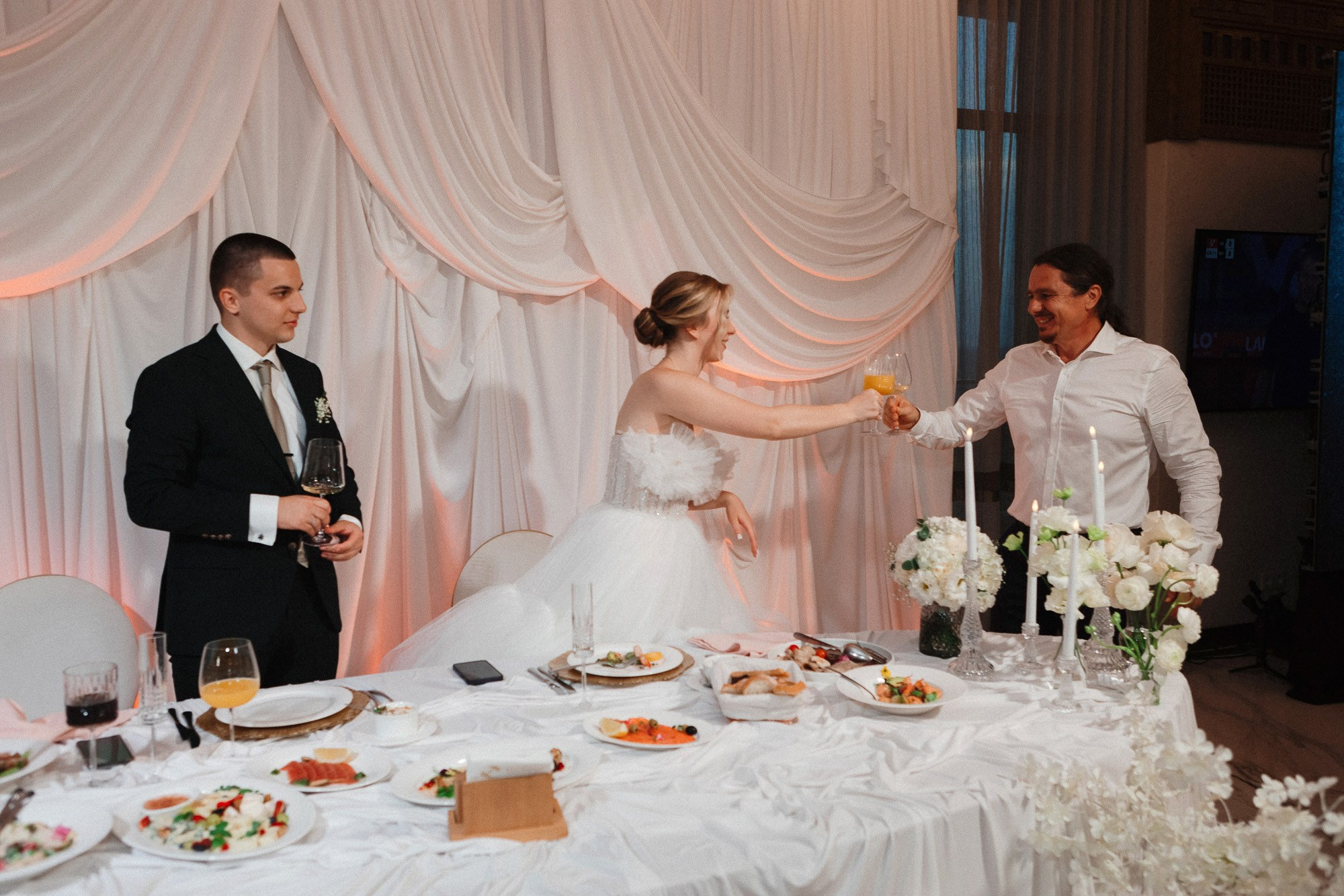 Ярослав и Елизавета — Венчание и Свадьба. Свадебный фотограф, фотосъемка в Крыму, Севастополе, Симферополе, Ялте