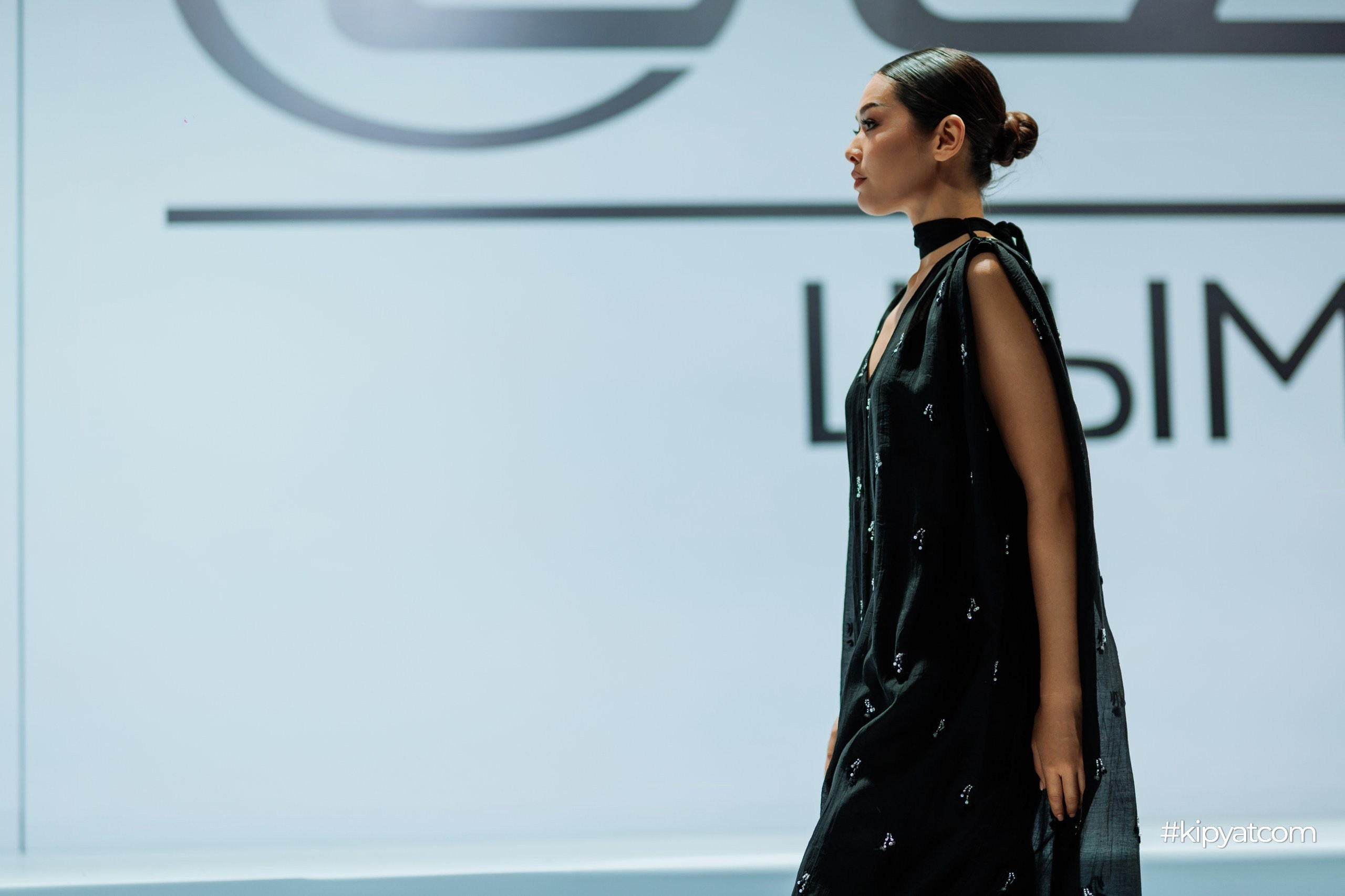 KAZAKHSTAN FASHION WEEK SHYMKENT 11 SEASON. Кипятком Шымкент