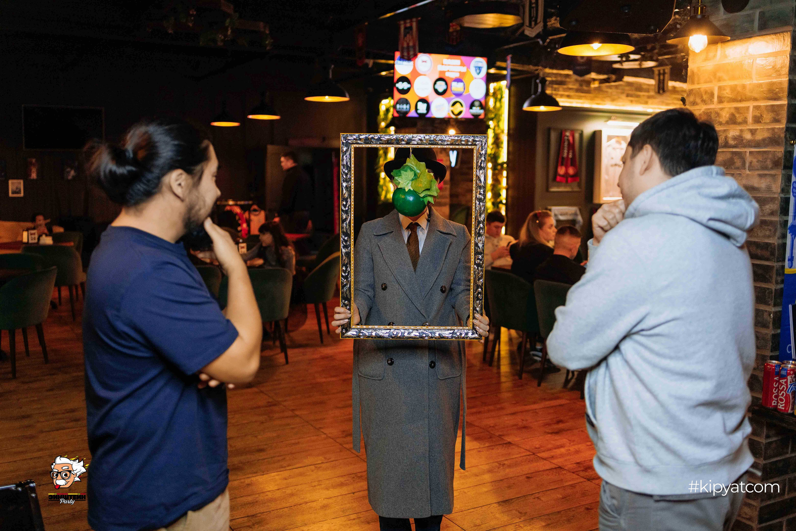 Эйнштейн Party