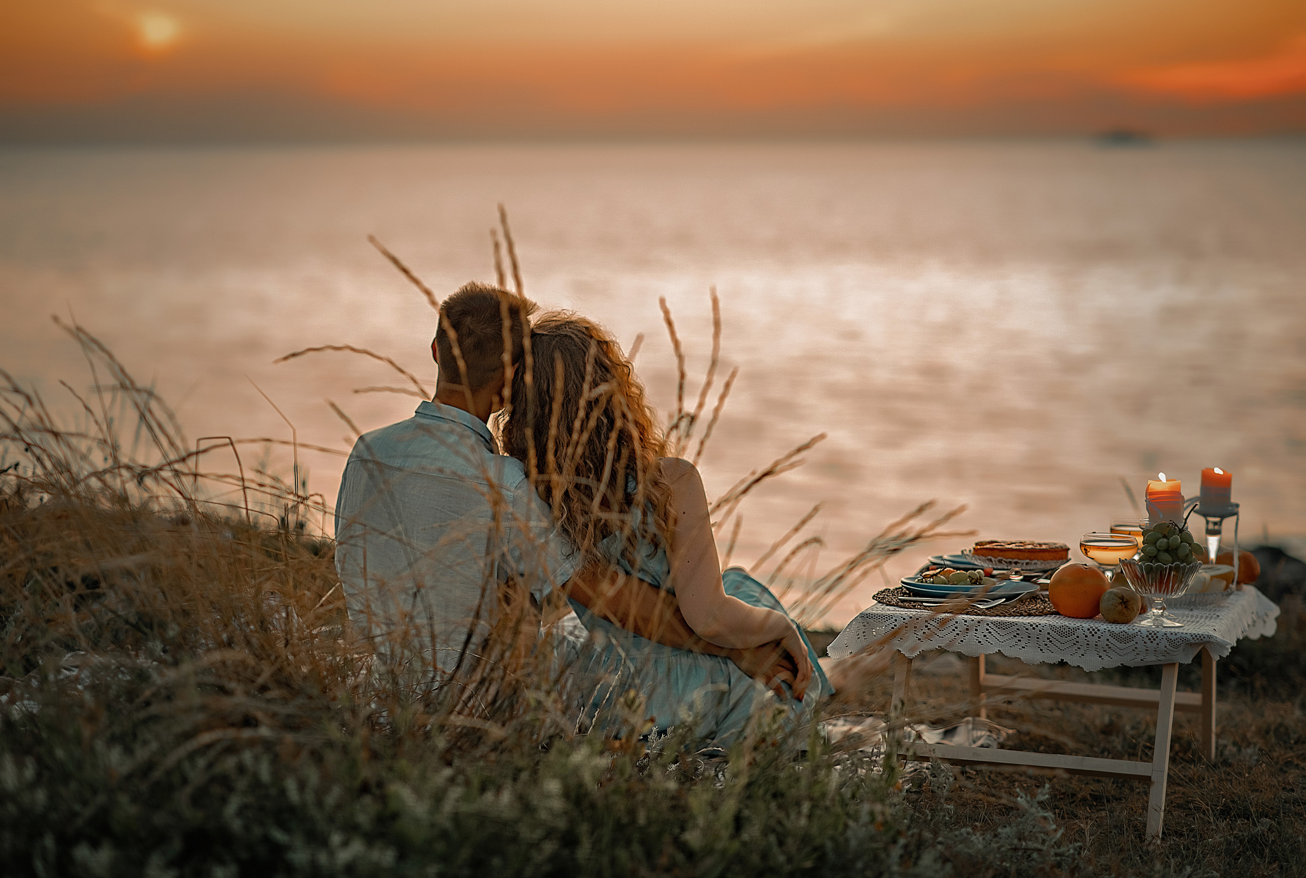 Выездные фотосессии. Съемка для влюбленных. Фотограф-стилист Крым Прокат одежды в Крыму. Фотосессии в Крыму