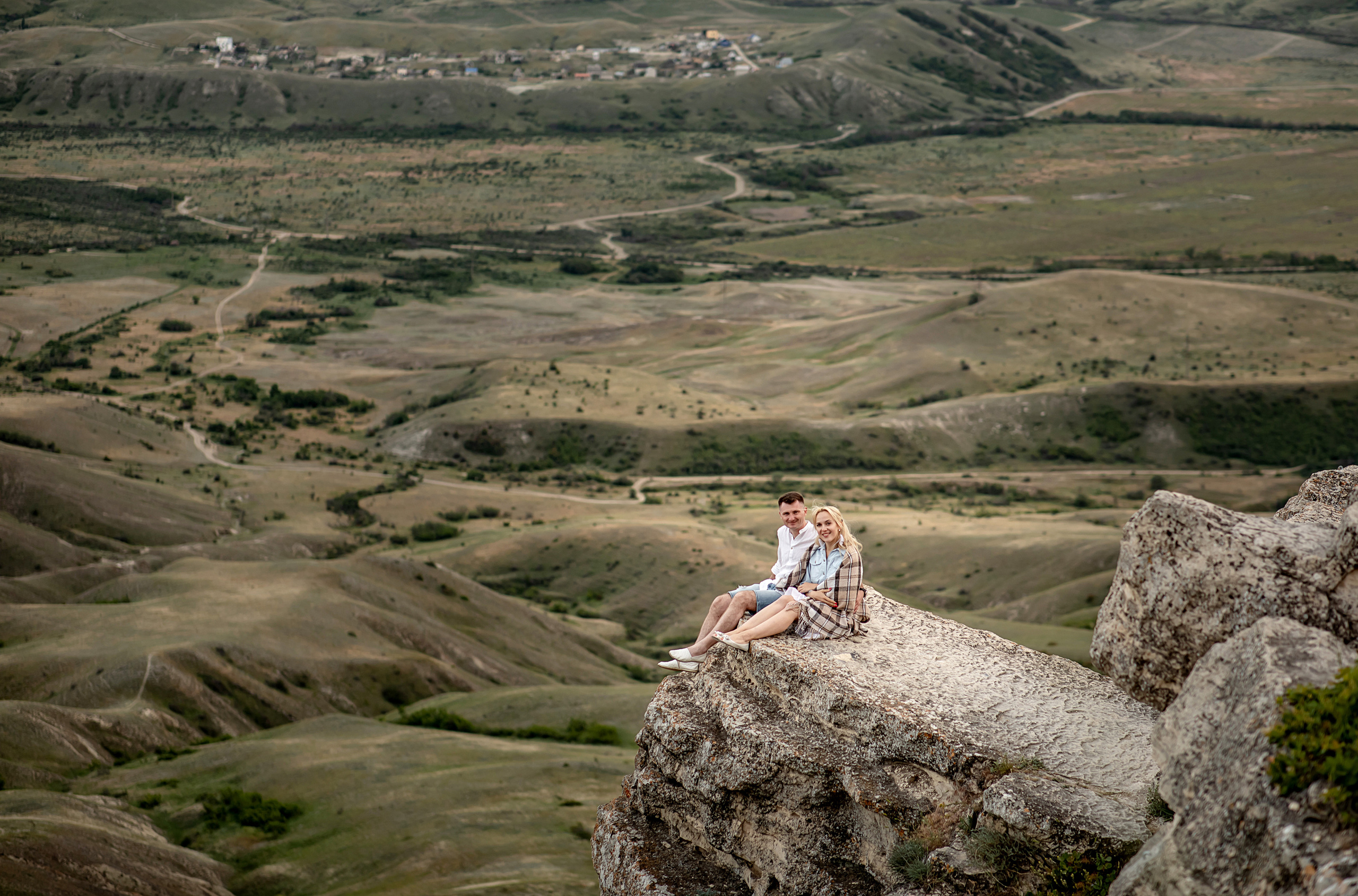 Выездные фотосессии. Съемка для влюбленных. Фотограф-стилист Крым Прокат одежды в Крыму. Фотосессии в Крыму