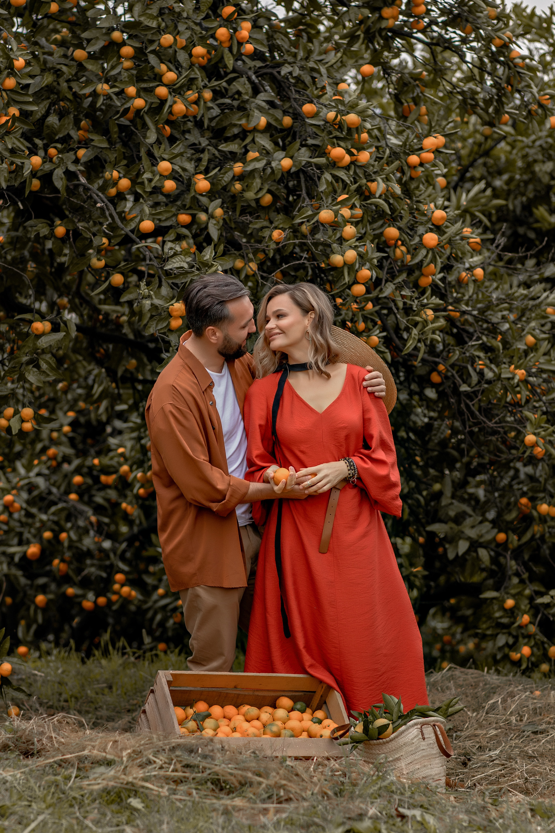 Выездные фотосессии. Съемка для влюбленных. Фотограф-стилист Крым Прокат одежды в Крыму. Фотосессии в Крыму