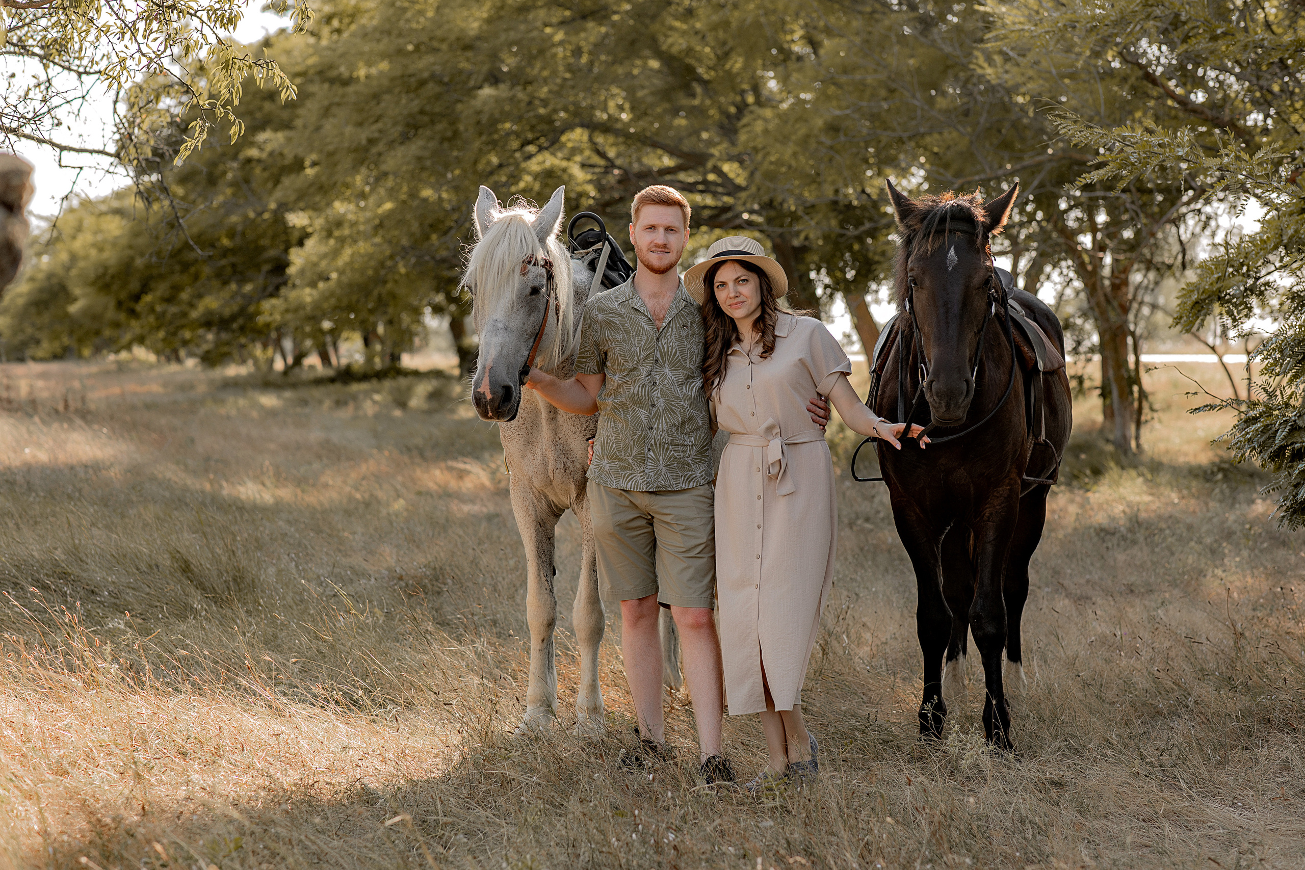 Фотосессия с лошадью. Фотограф-стилист Крым Прокат одежды в Крыму. Фотосессии в Крыму