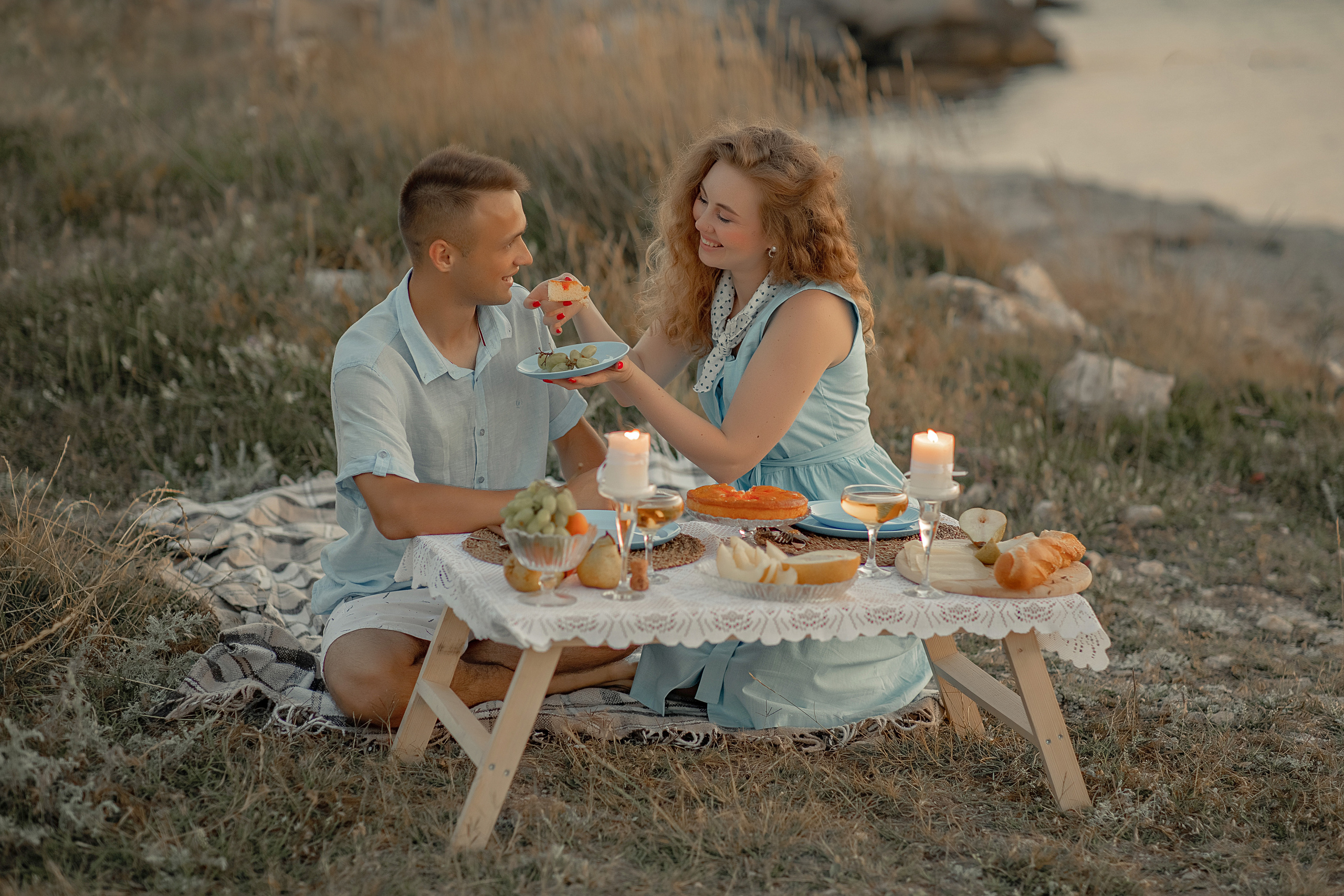 Выездные фотосессии. Съемка для влюбленных. Фотограф-стилист Крым Прокат одежды в Крыму. Фотосессии в Крыму