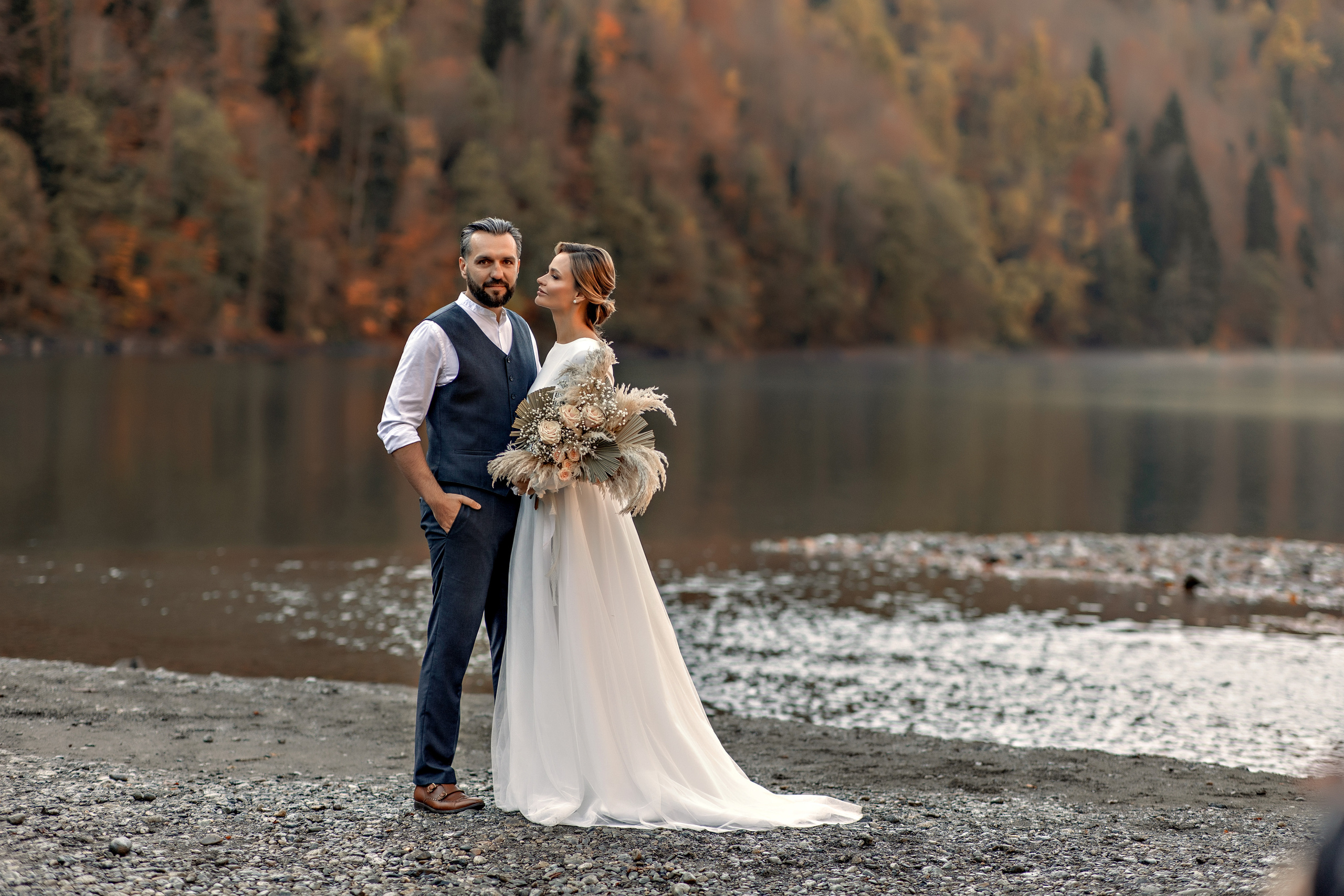 Свадьба для двоих. Фотограф-стилист Крым Прокат одежды в Крыму. Фотосессии в Крыму