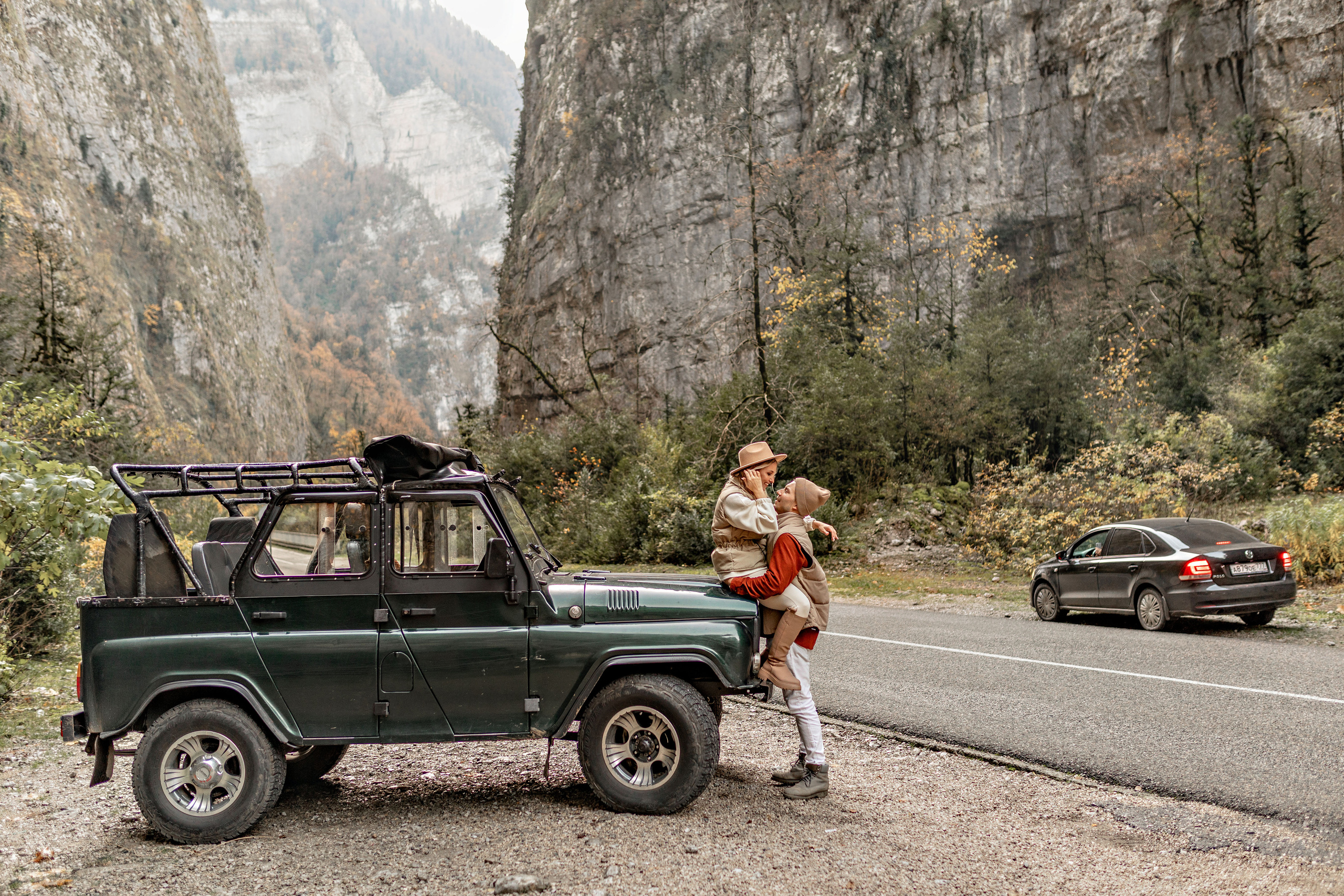 Выездные фотосессии. Съемка для влюбленных. Фотограф-стилист Крым Прокат одежды в Крыму. Фотосессии в Крыму