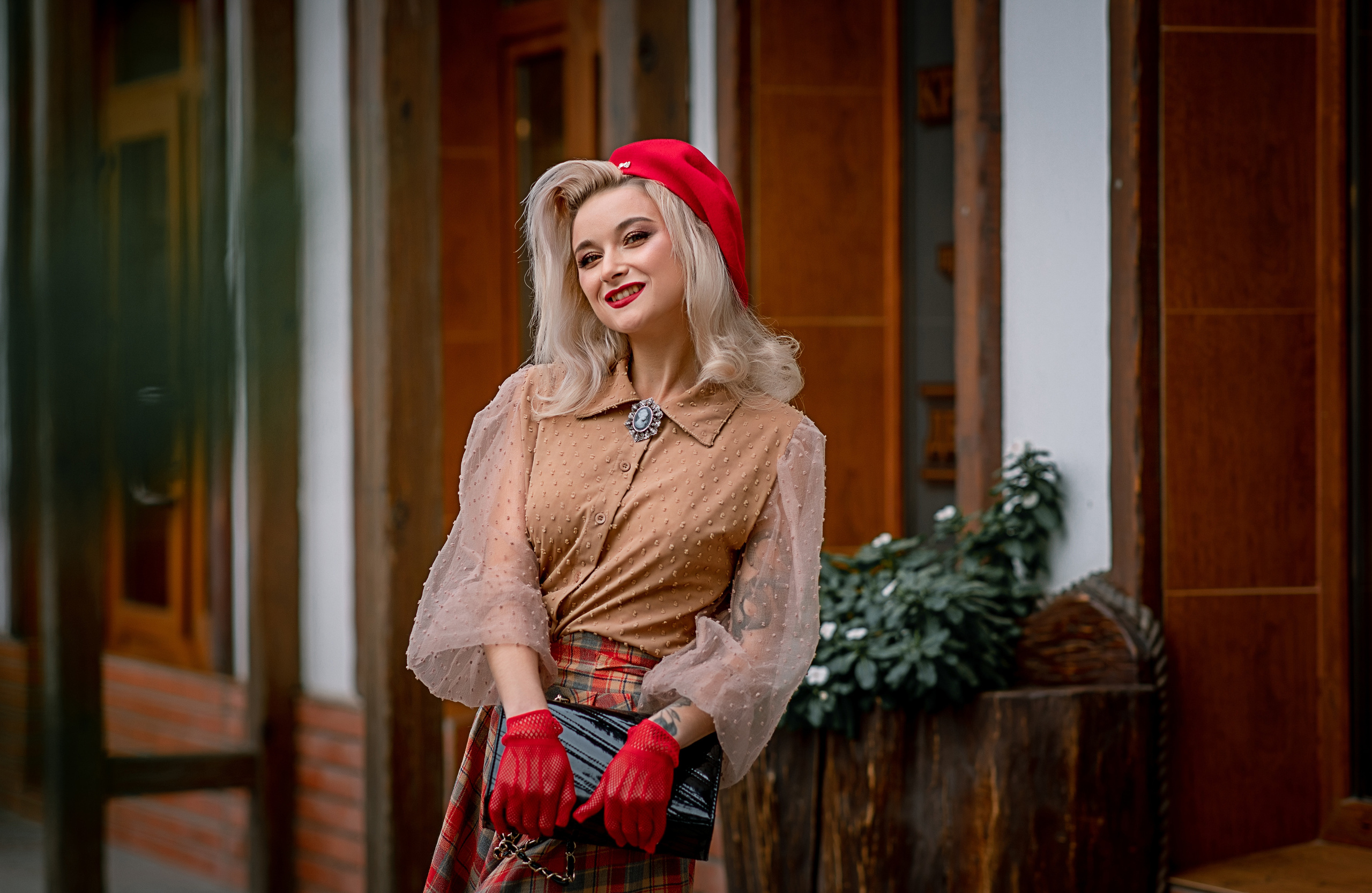 Фотосессия " Прогулка ". Фотограф-стилист Крым Прокат одежды в Крыму. Фотосессии в Крыму