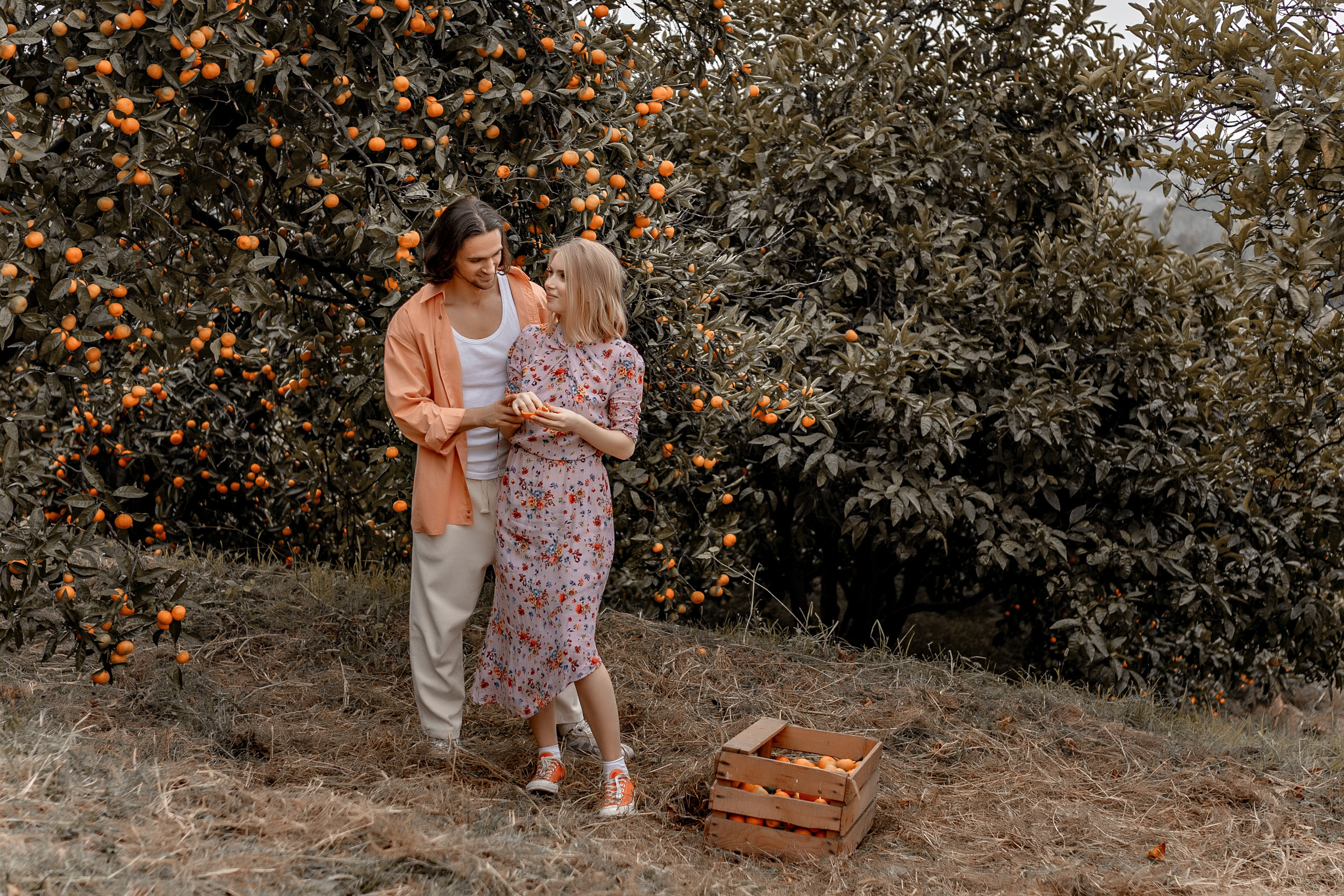 Выездные фотосессии. Съемка для влюбленных. Фотограф-стилист Крым Прокат одежды в Крыму. Фотосессии в Крыму