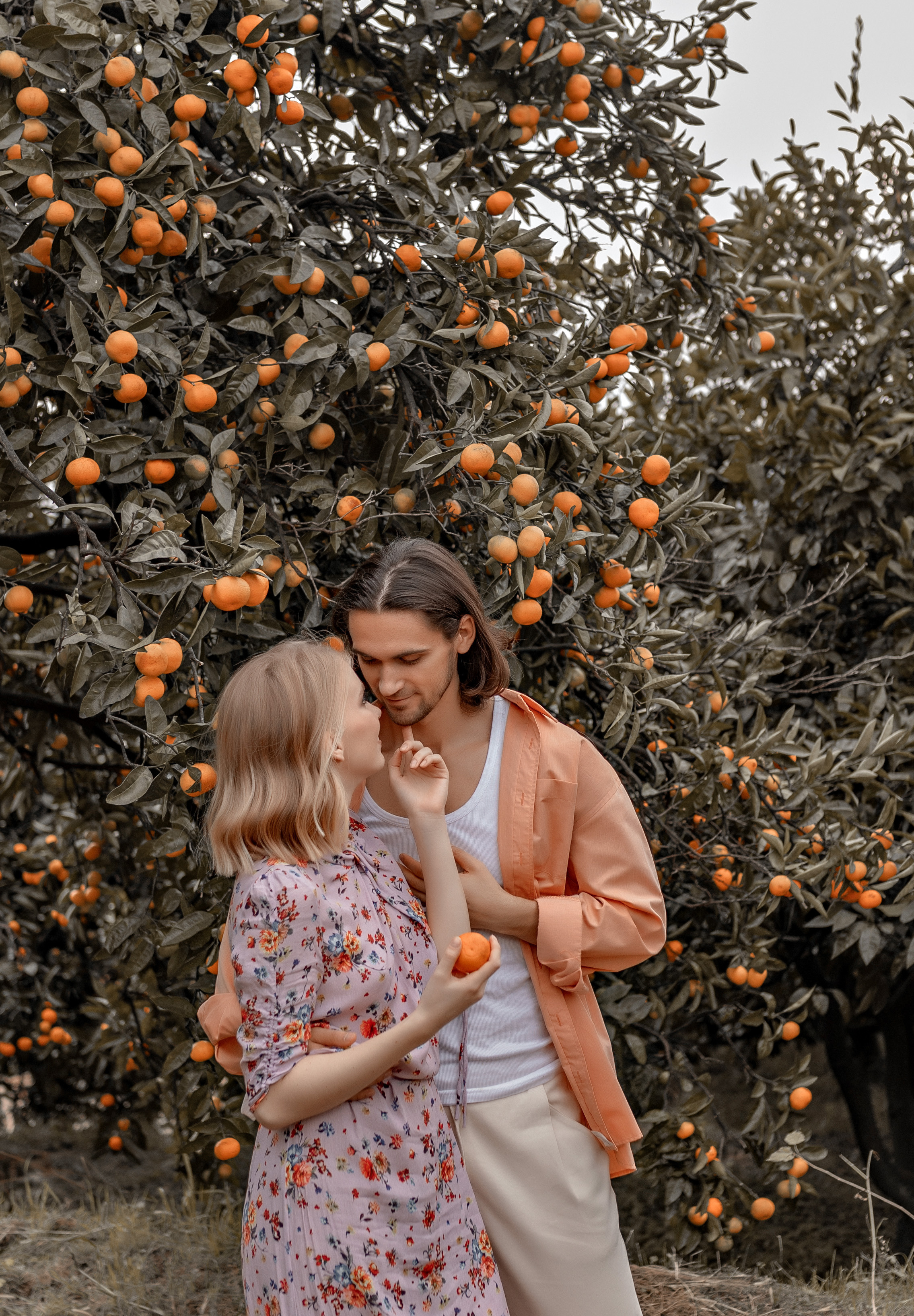 Выездные фотосессии. Съемка для влюбленных. Фотограф-стилист Крым Прокат одежды в Крыму. Фотосессии в Крыму