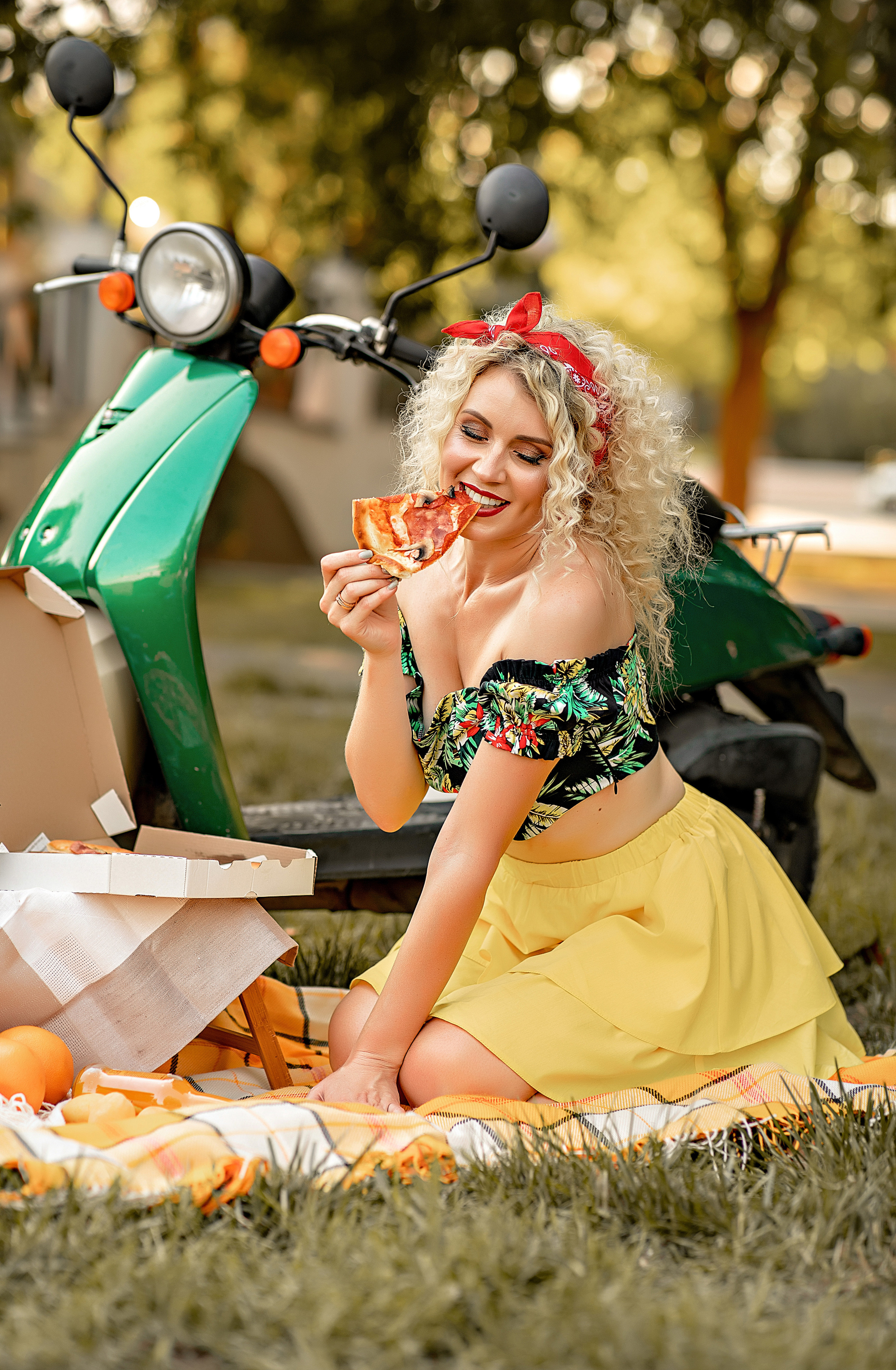 Фотосессия тематическая с идеей. Фотограф-стилист Крым Прокат одежды в Крыму. Фотосессии в Крыму