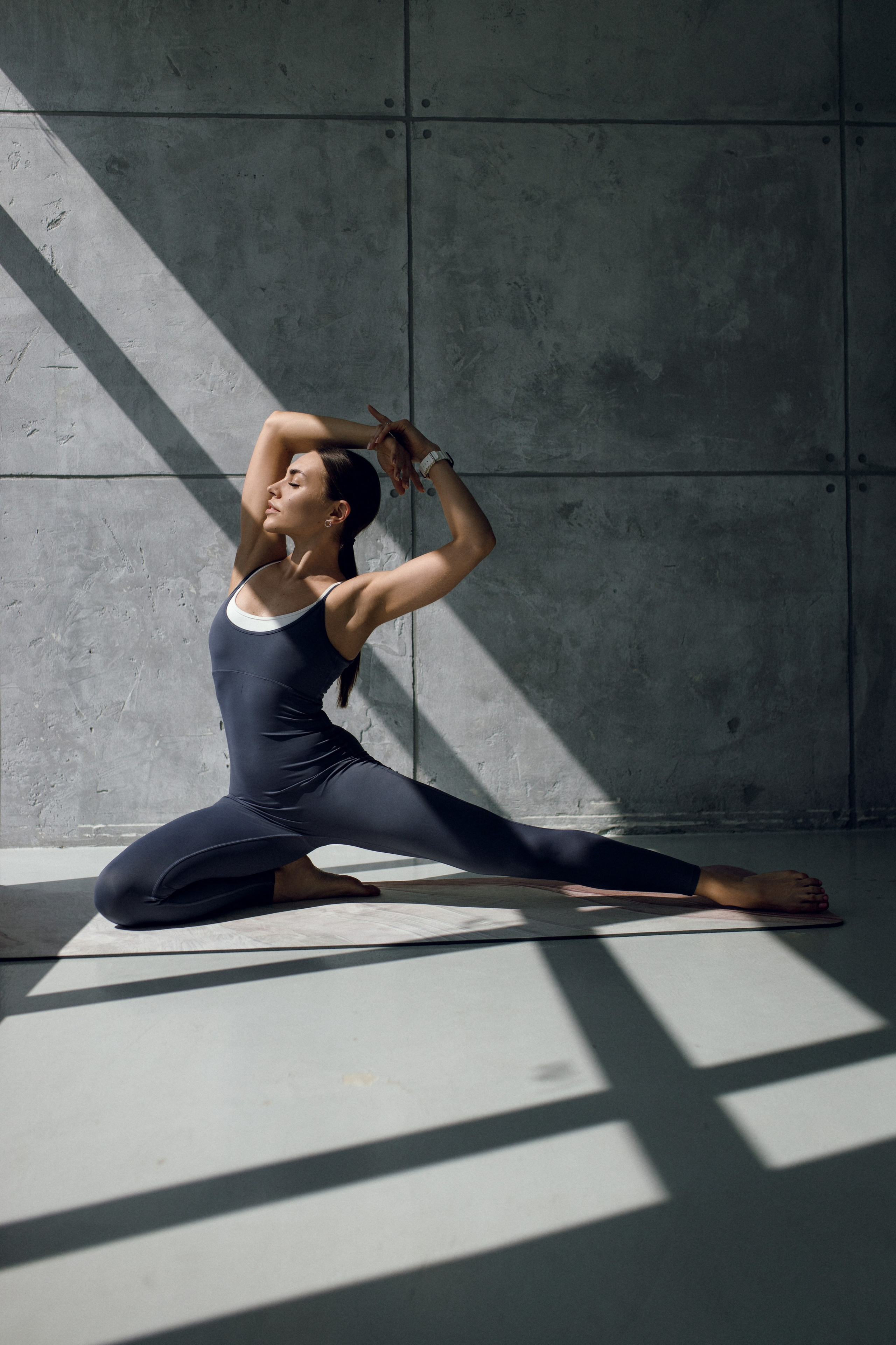 Имиджевые съемки для бизнеса. Fashion и контент-фотограф в Москве Антон Попелнуха