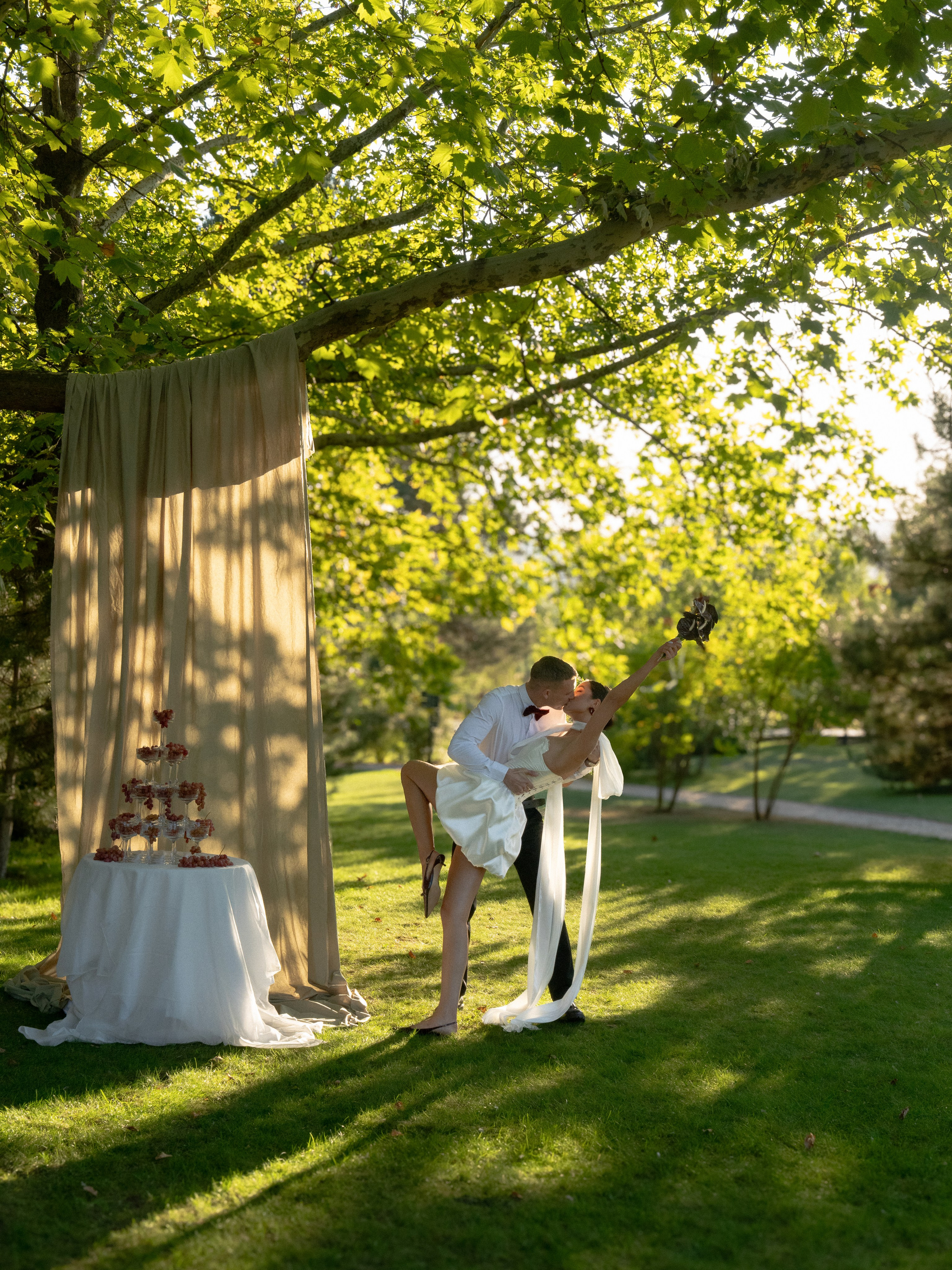 Свадебная прогулка. Свадебный фотограф Виктория Роса