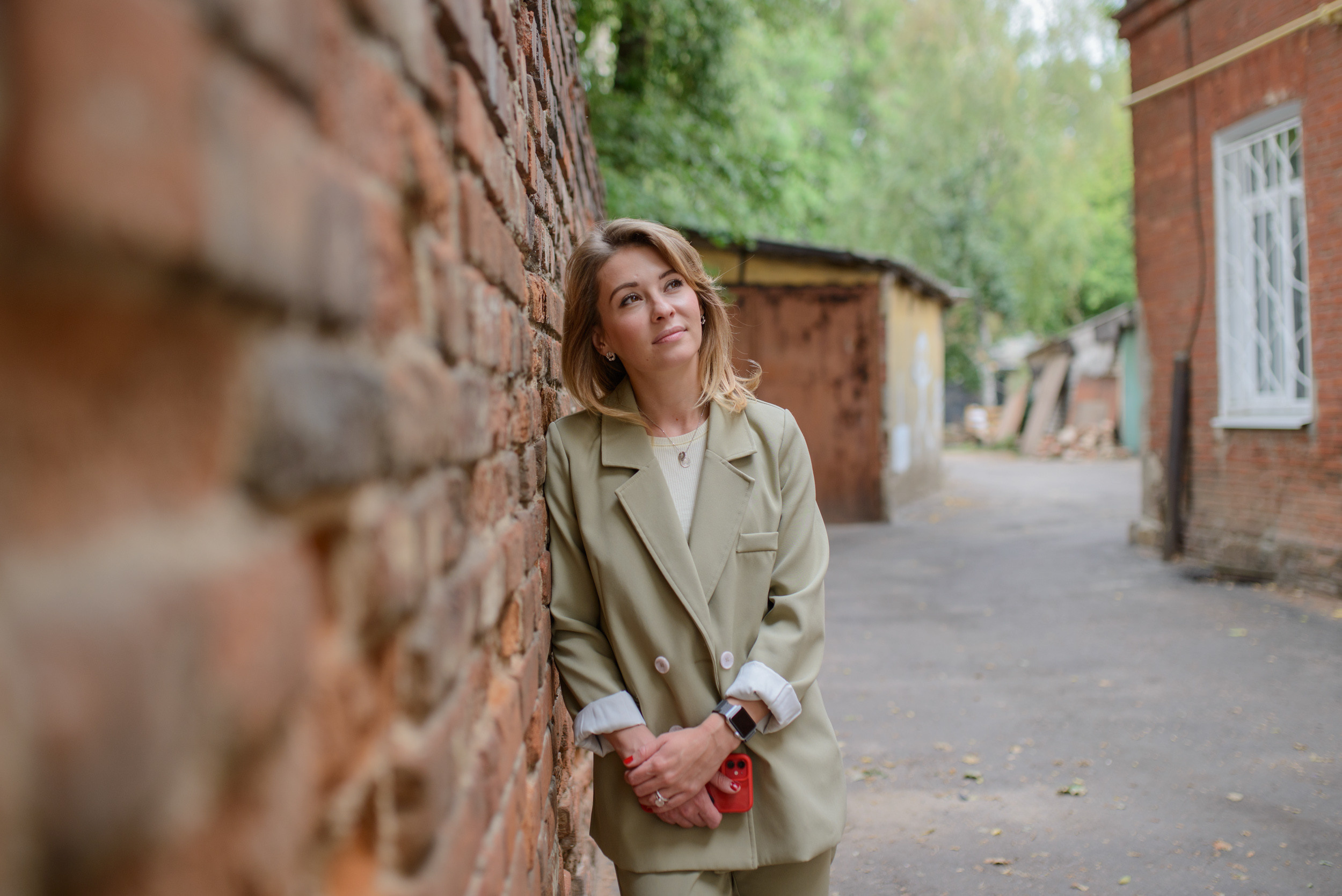 Photo walk with Elena Menshikova, a Voronezh IT girl, for the “Glasnaya” project. Porto Photographer Kristina Brazhnikova