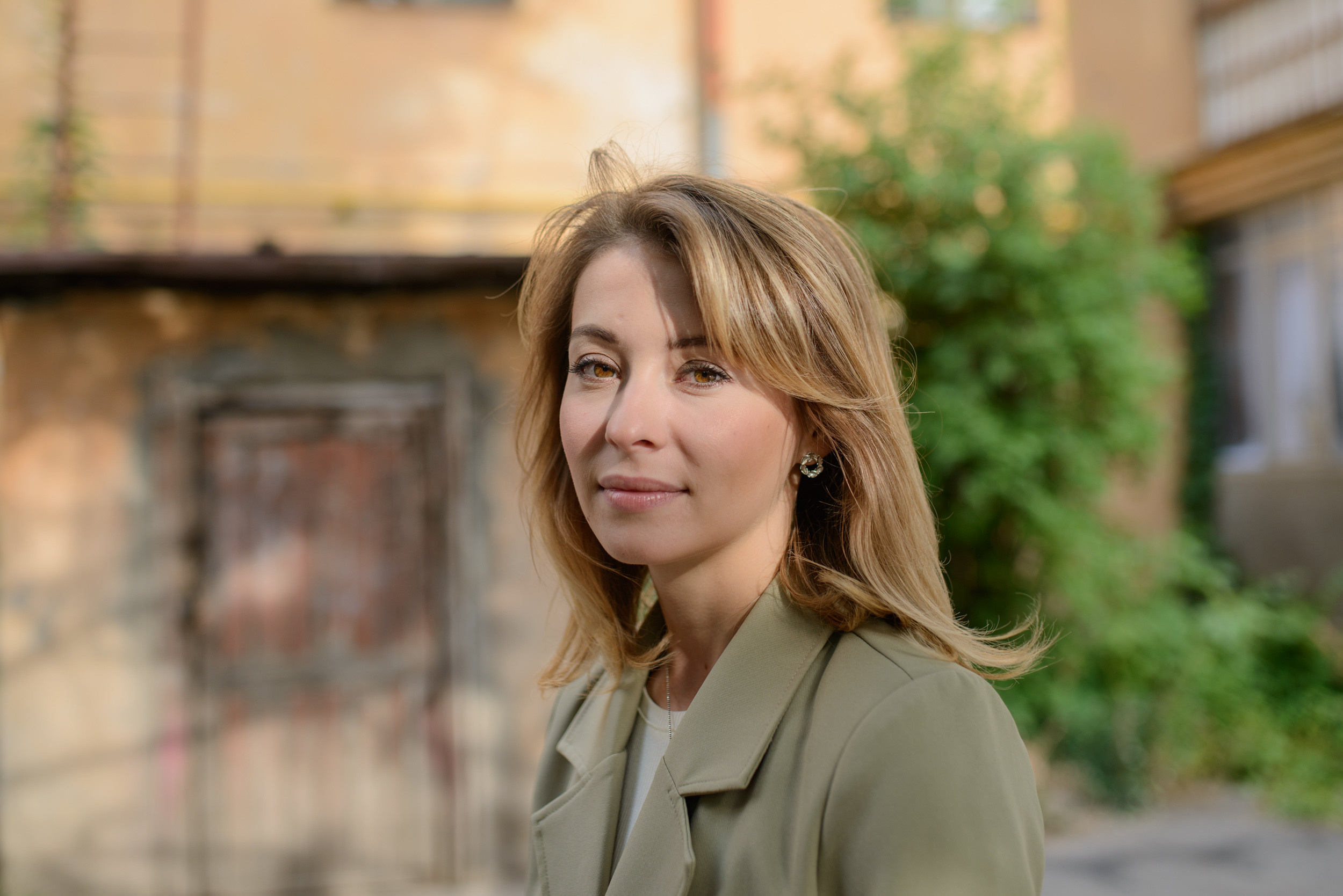 Photo walk with Elena Menshikova, a Voronezh IT girl, for the “Glasnaya” project. Porto Photographer Kristina Brazhnikova