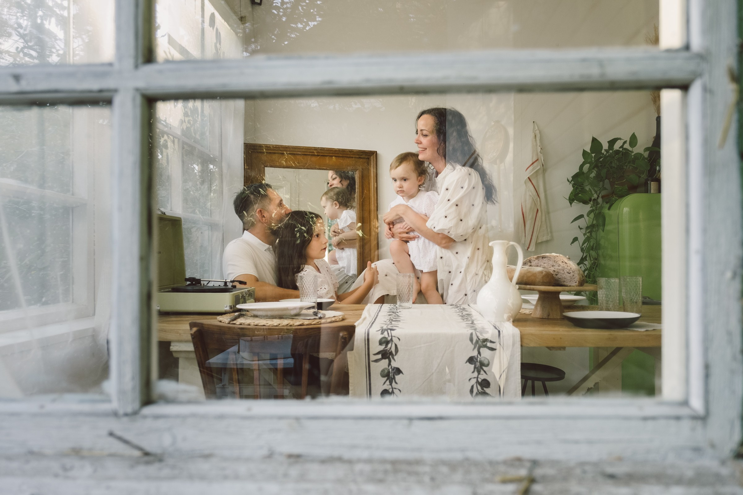 На даче. Свадебные и семейные фотографы в Москве Максим и Оксана Первомай