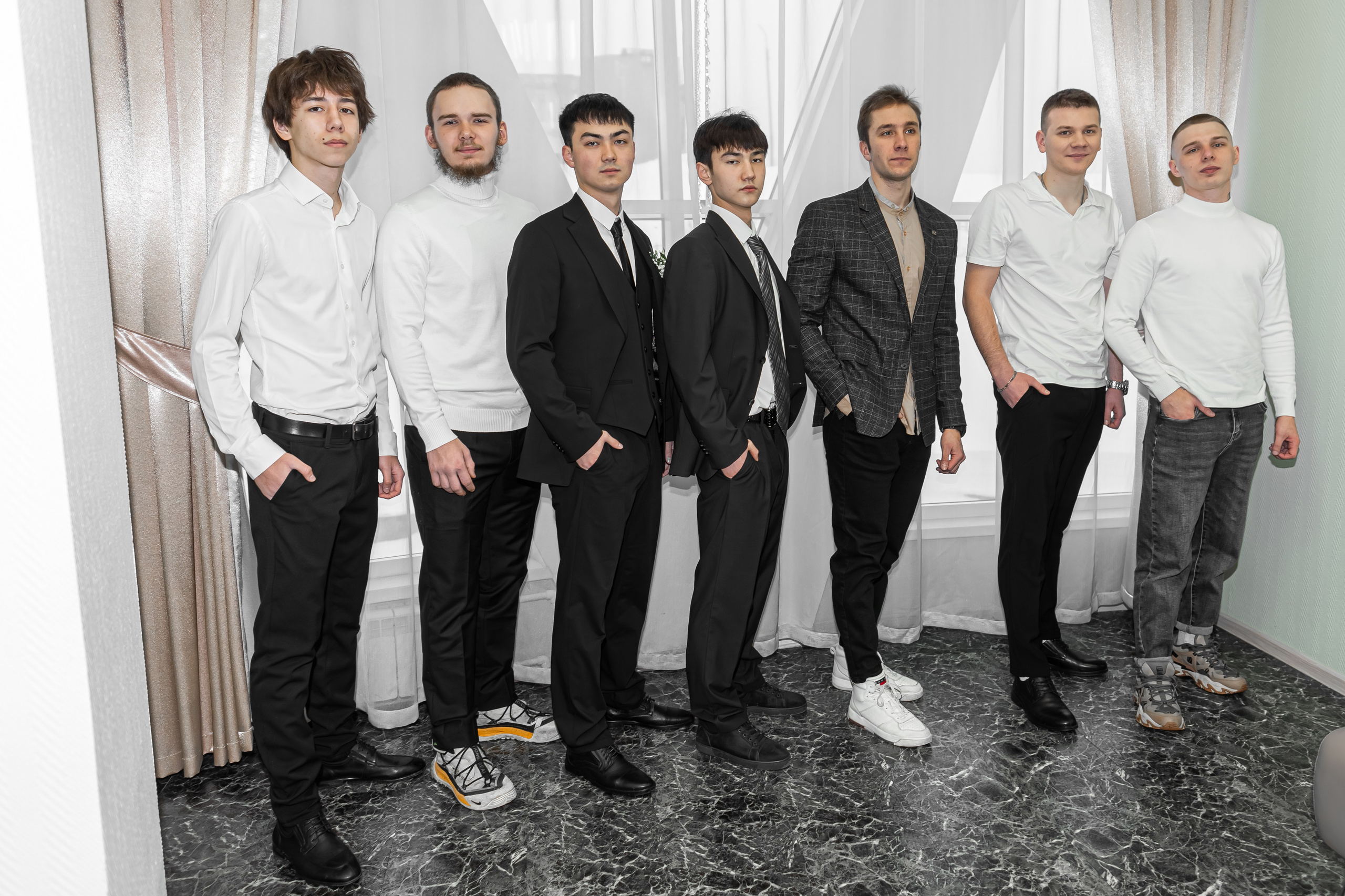 Артём и Лера 2025.12.25. Фотограф на Камчатке Анна Моргачёва. Семейные и детские съёмки