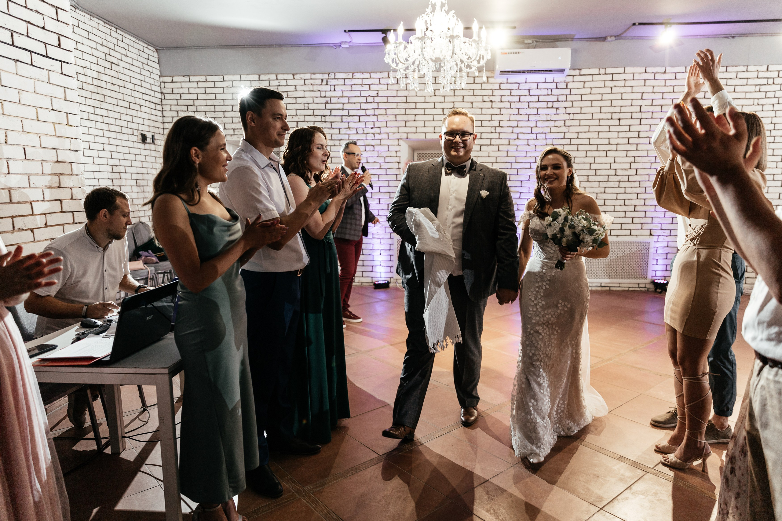 Свадебный фотограф Уфа — Руслан ГабдлисламовЖивые эмоции, красивые кадры, воспоминания на всю жизнь.Работаю по всей Республике Башкортоста. Свадебный фотограф Уфа Руслан Габдлисламов