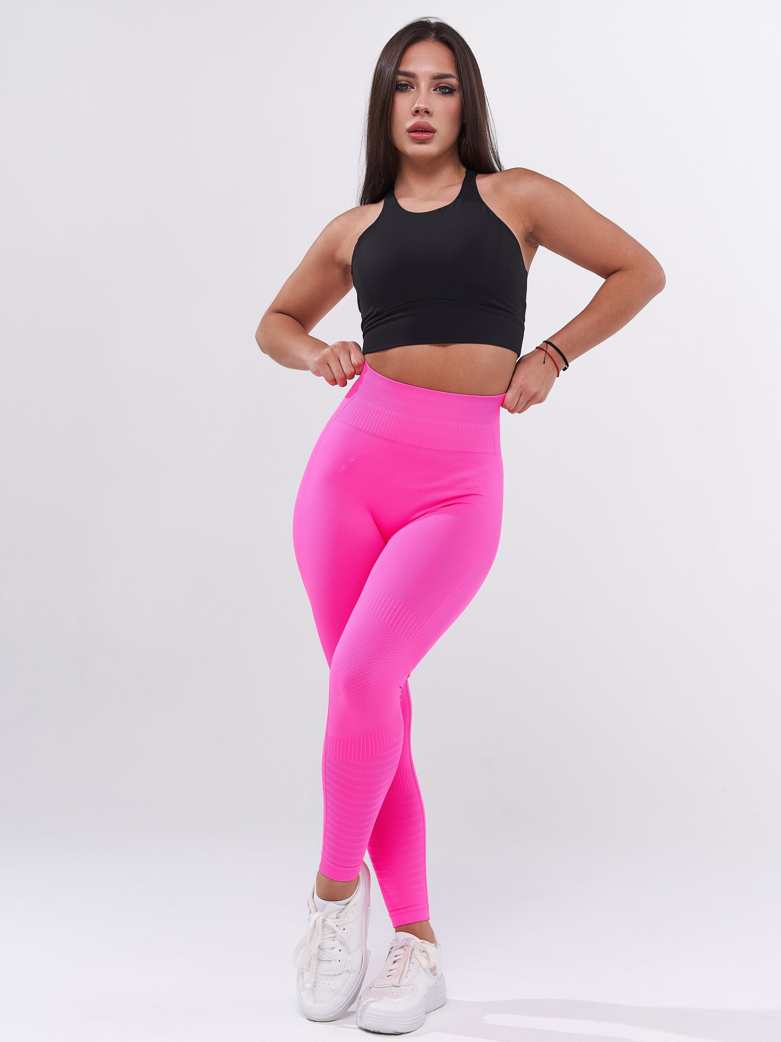 Спортивные лосины. Фотограф для маркетплейсов в Москве