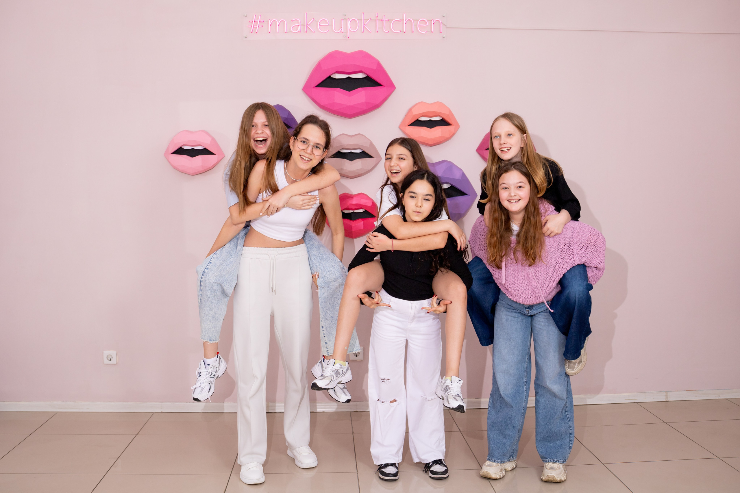 Студийные. Анастасия Соломенная и Василиса Марченко Фотографы Краснодар