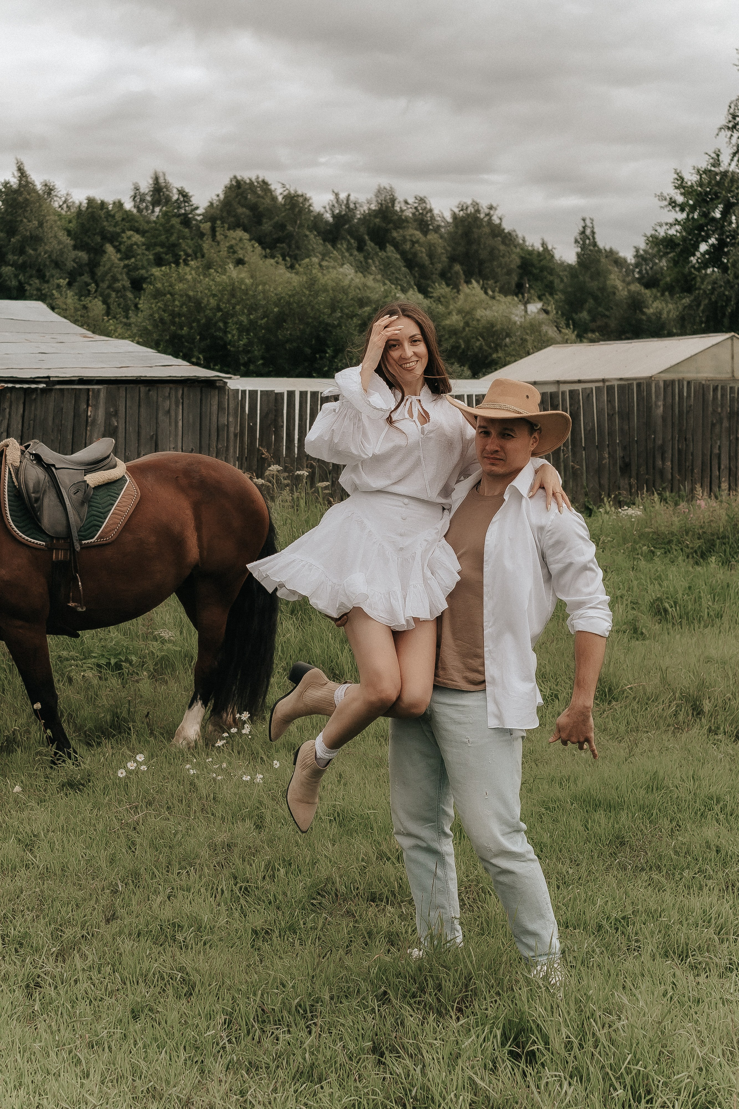 Love Story с лошадьми. Свадебный фотограф Пермь