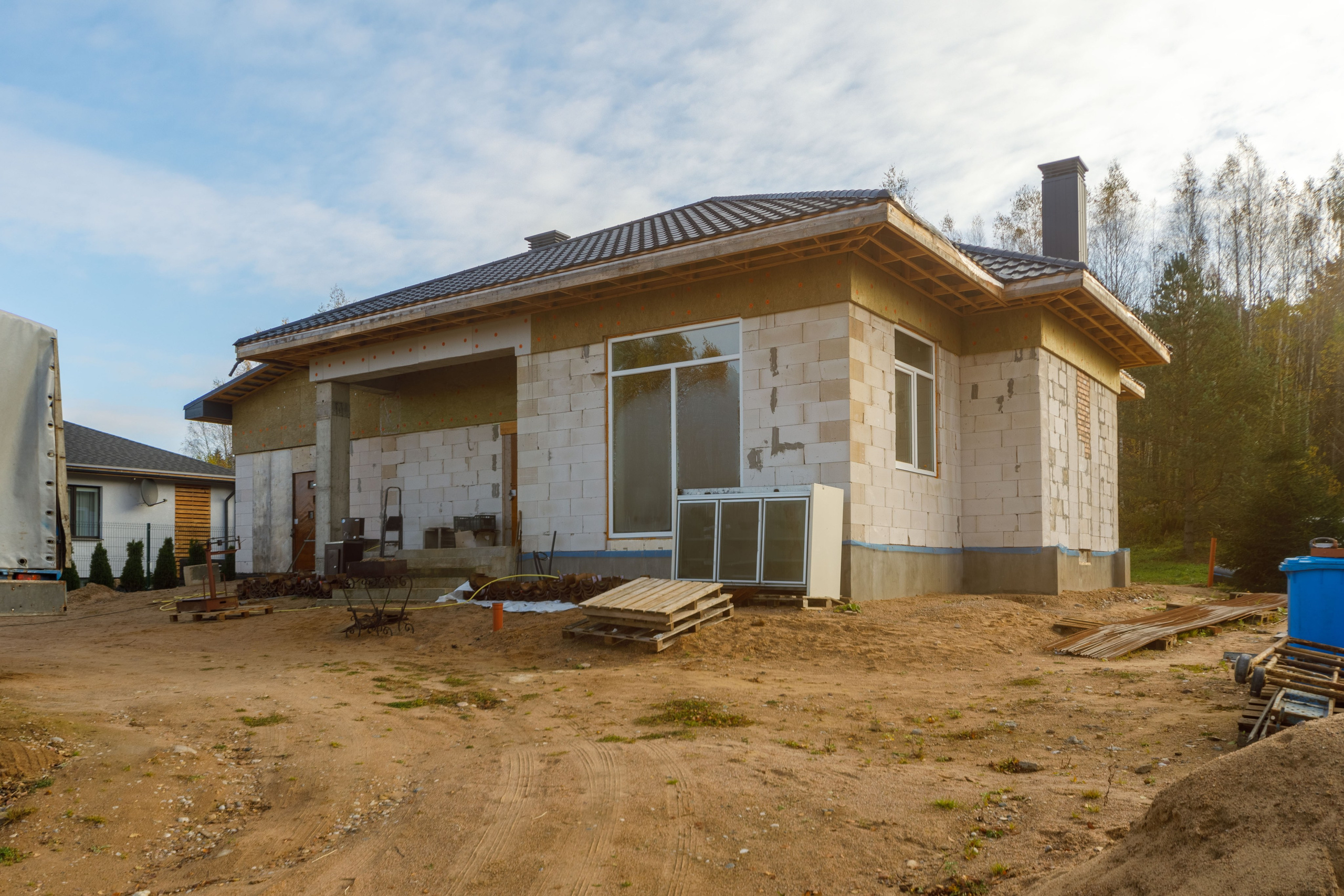 Ретушь фото недвижимости — кейс загородного дома под Минском