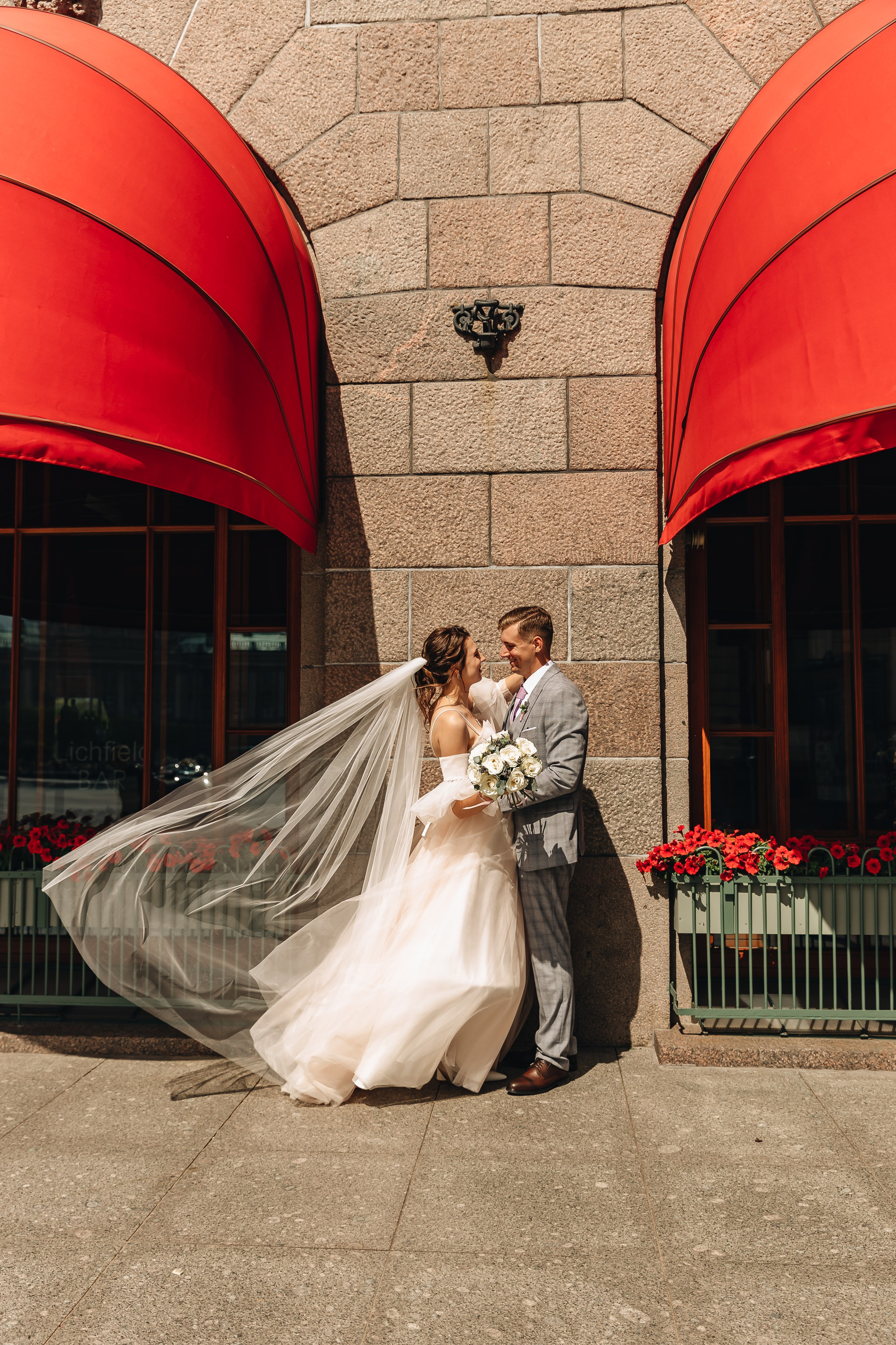 Артём и Кристина. Свадебный фотограф и видеограф — Сергей и Дарья