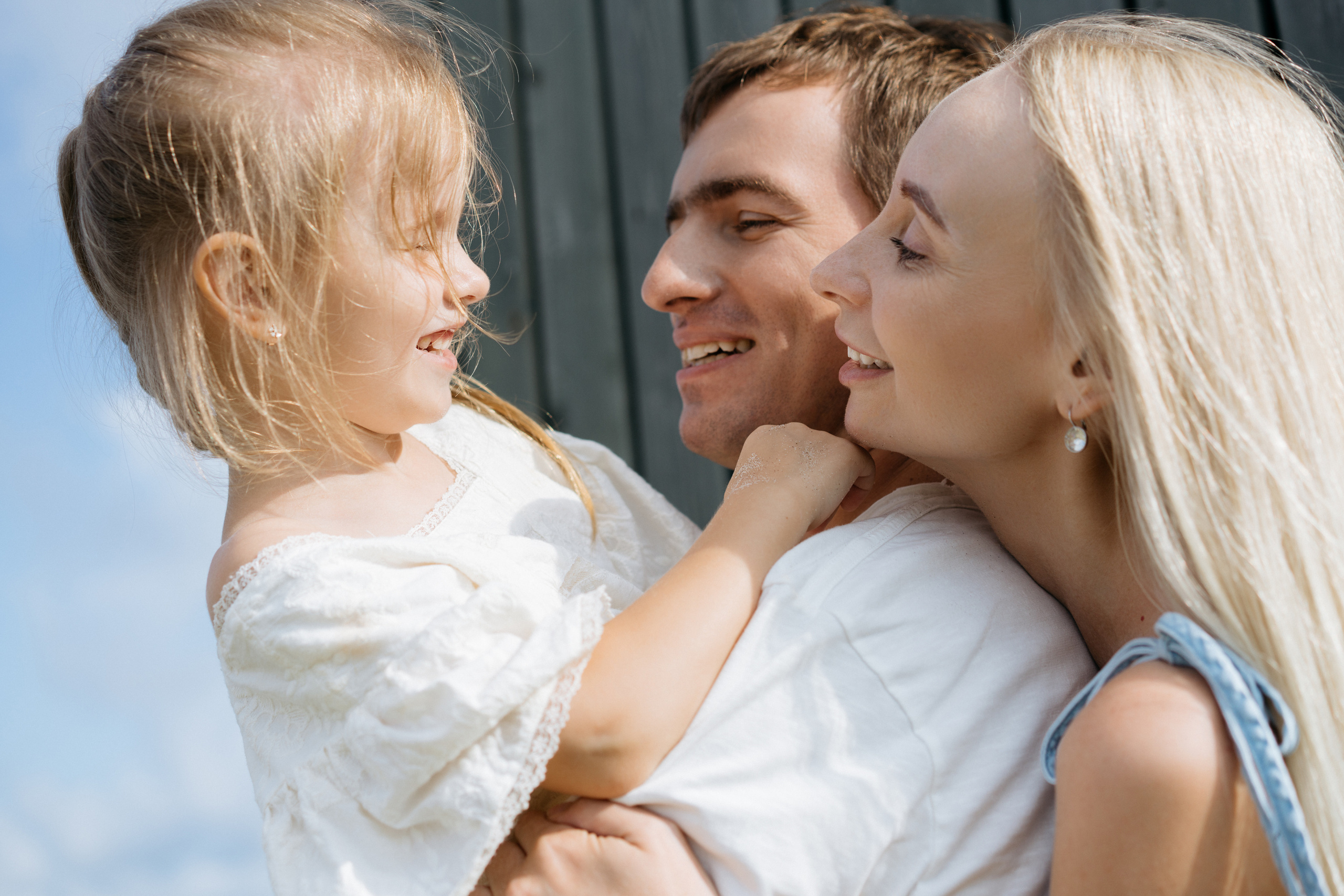 Летняя фотосессия на берегу моря. Свадебный и семейный фотограф в Калининграде Анастасия Гриценко