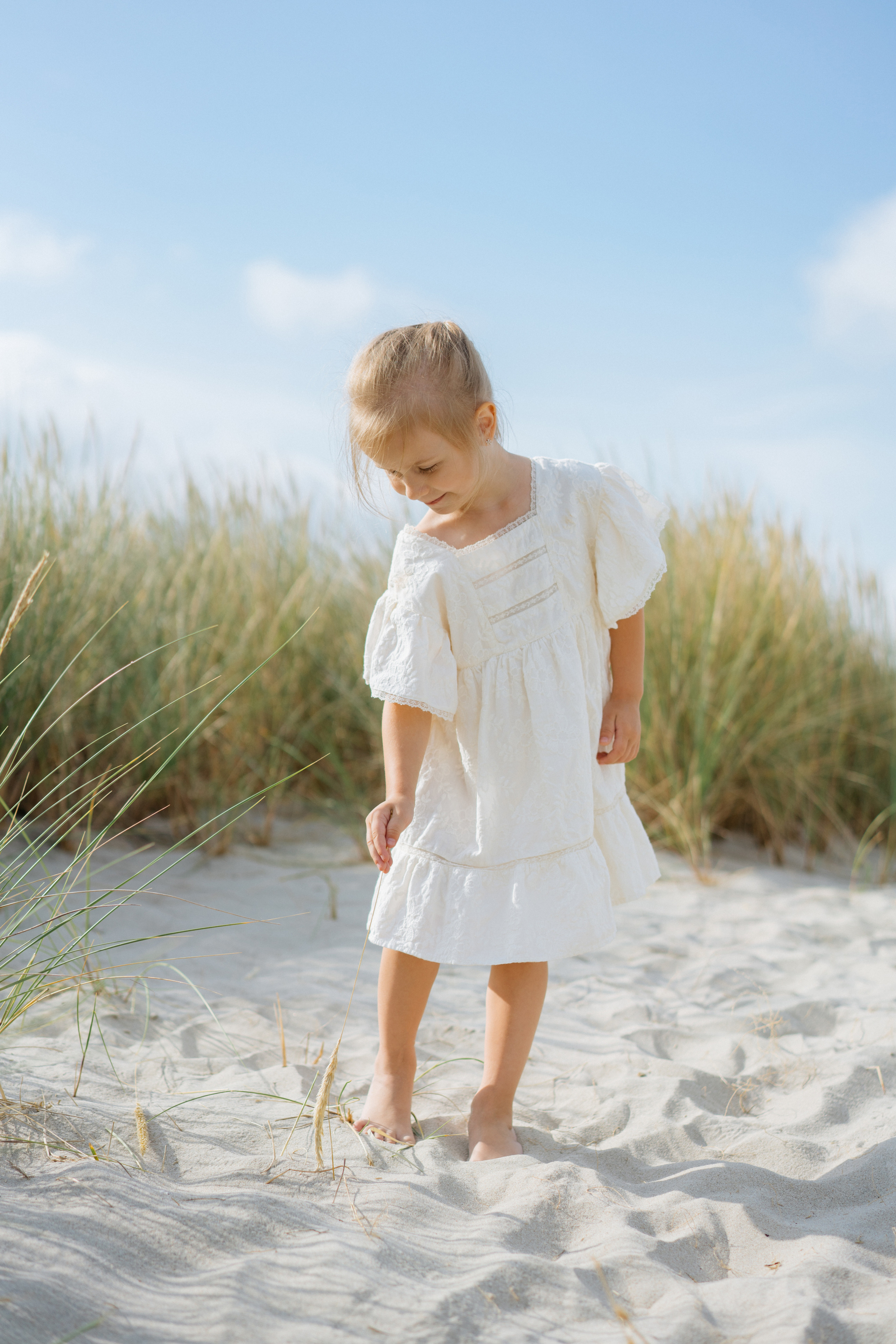 Летняя фотосессия на берегу моря. Свадебный и семейный фотограф в Калининграде Анастасия Гриценко