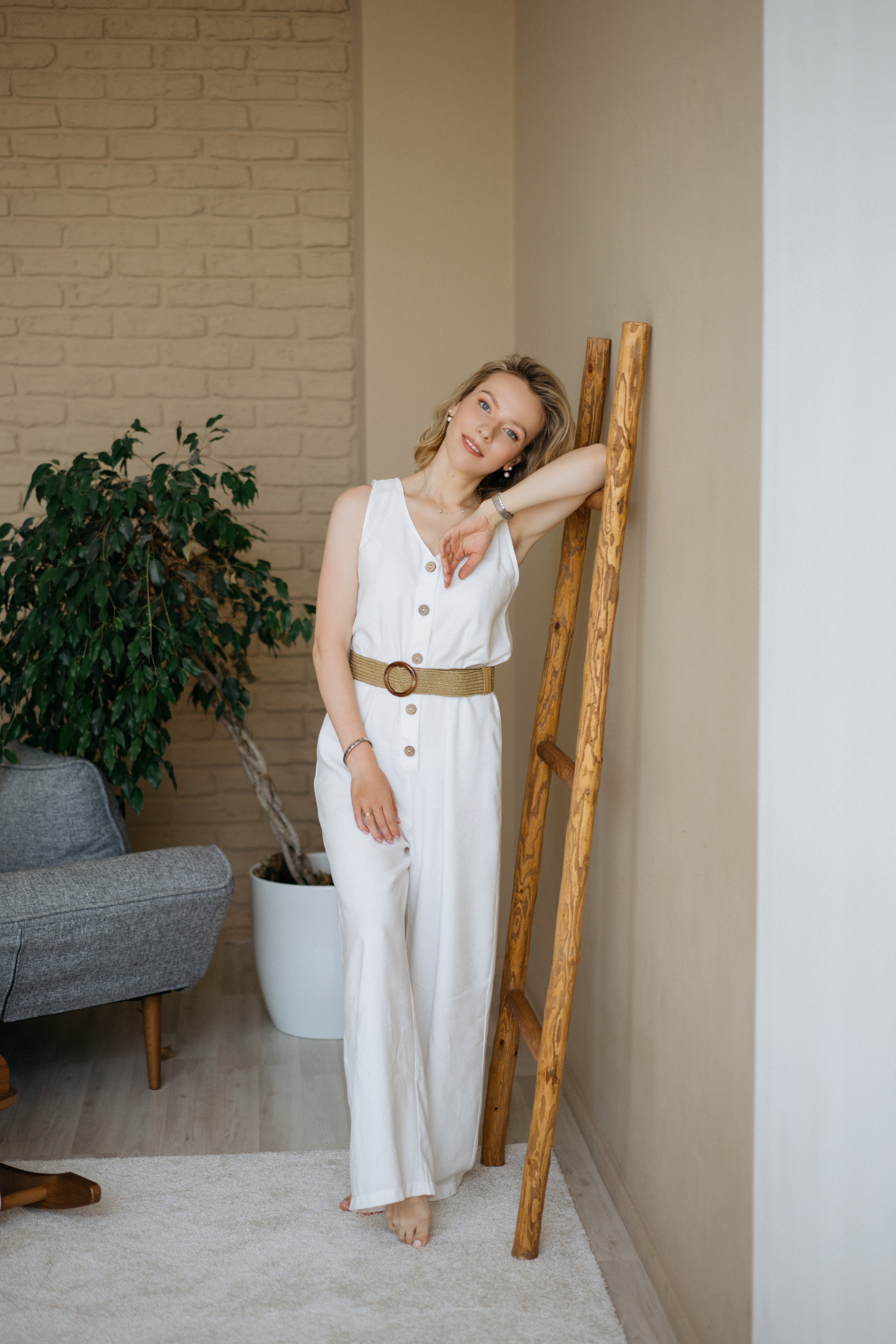 Семейная фотосессия в студии в качелями. Свадебный и семейный фотограф в Калининграде Анастасия Гриценко