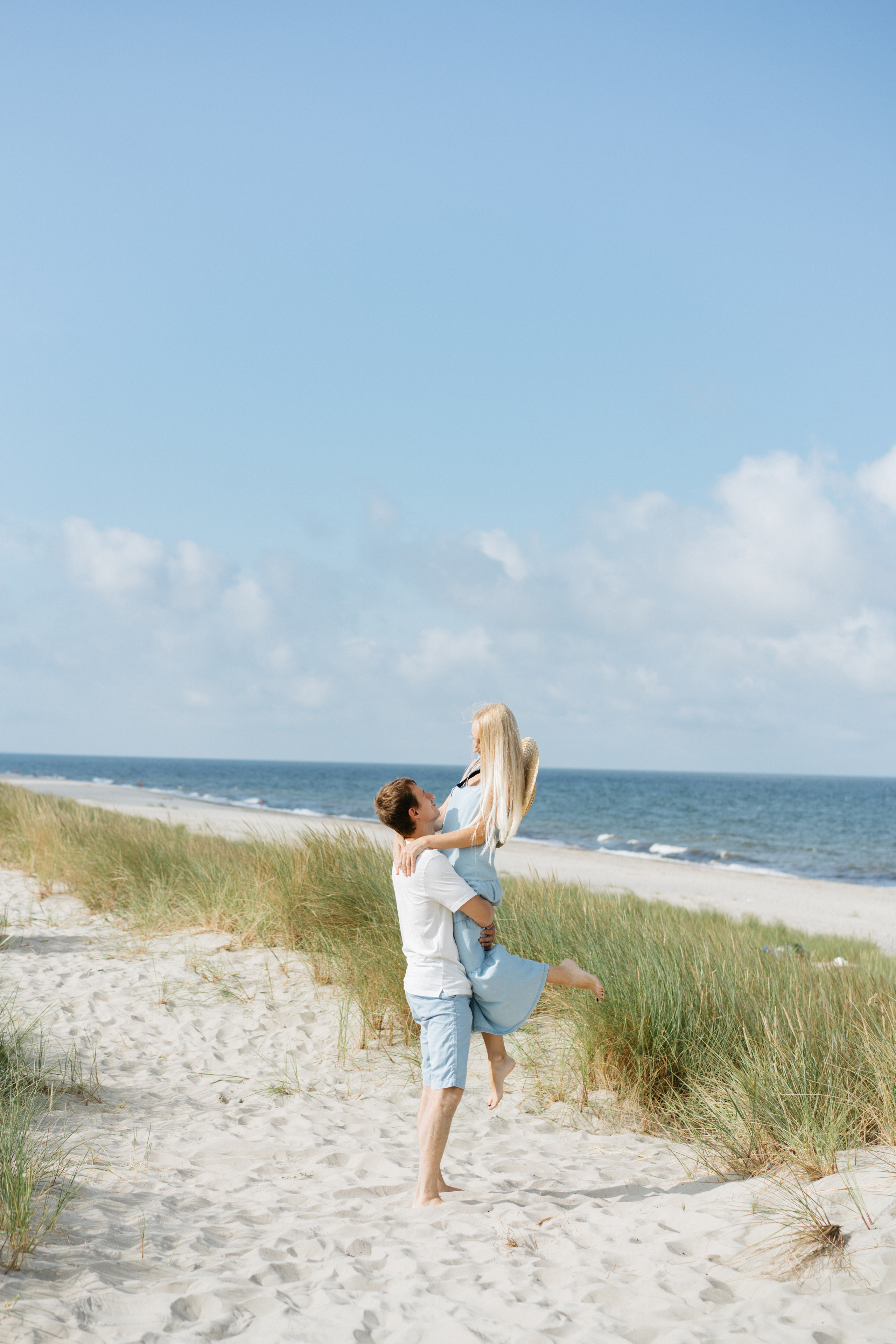 Летняя фотосессия на берегу моря. Свадебный и семейный фотограф в Калининграде Анастасия Гриценко