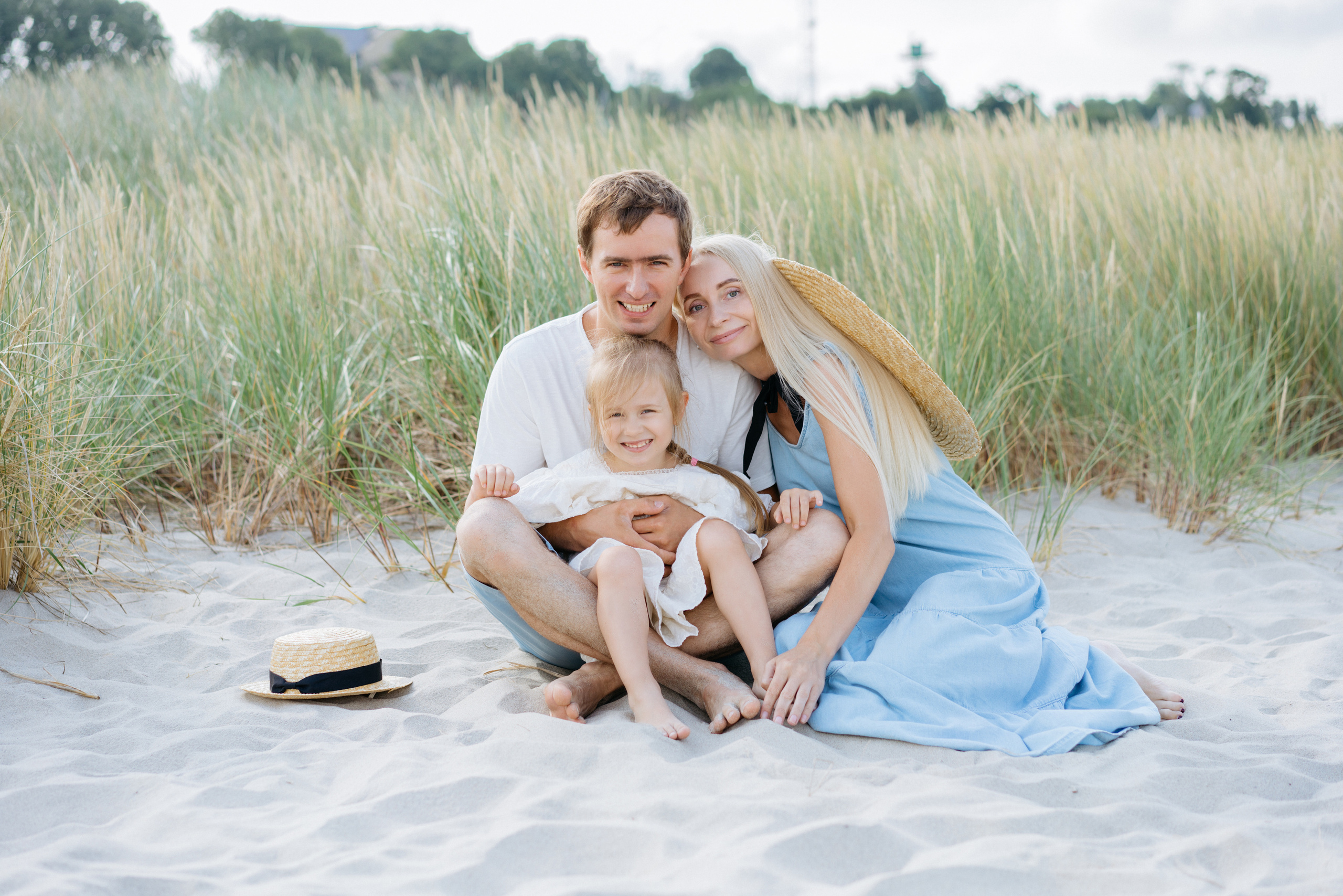 Летняя фотосессия на берегу моря. Свадебный и семейный фотограф в Калининграде Анастасия Гриценко